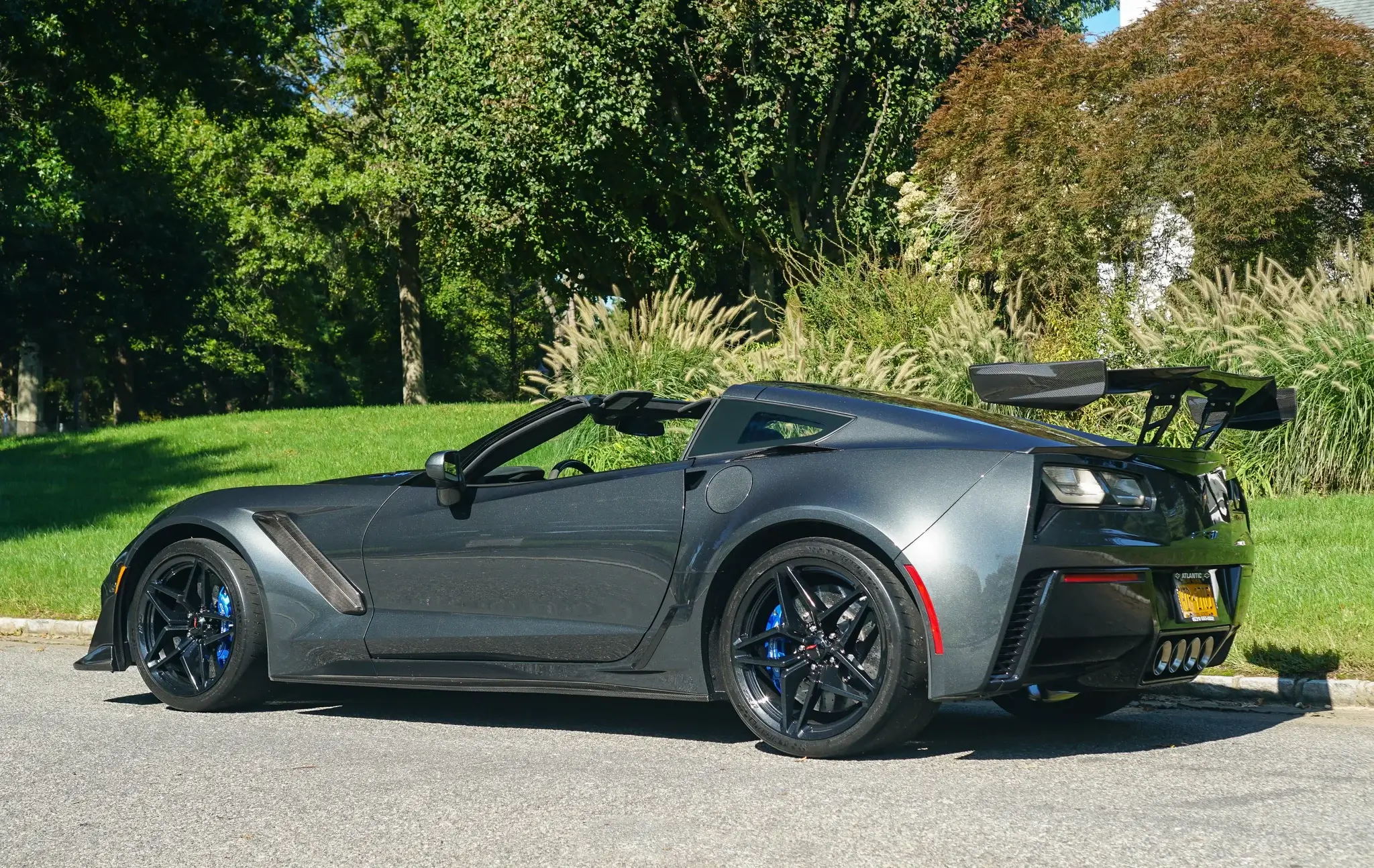MP: 3k-Mile 2019 Chevrolet Corvette ZR1 ZTK Track Pack | PCARMARKET
