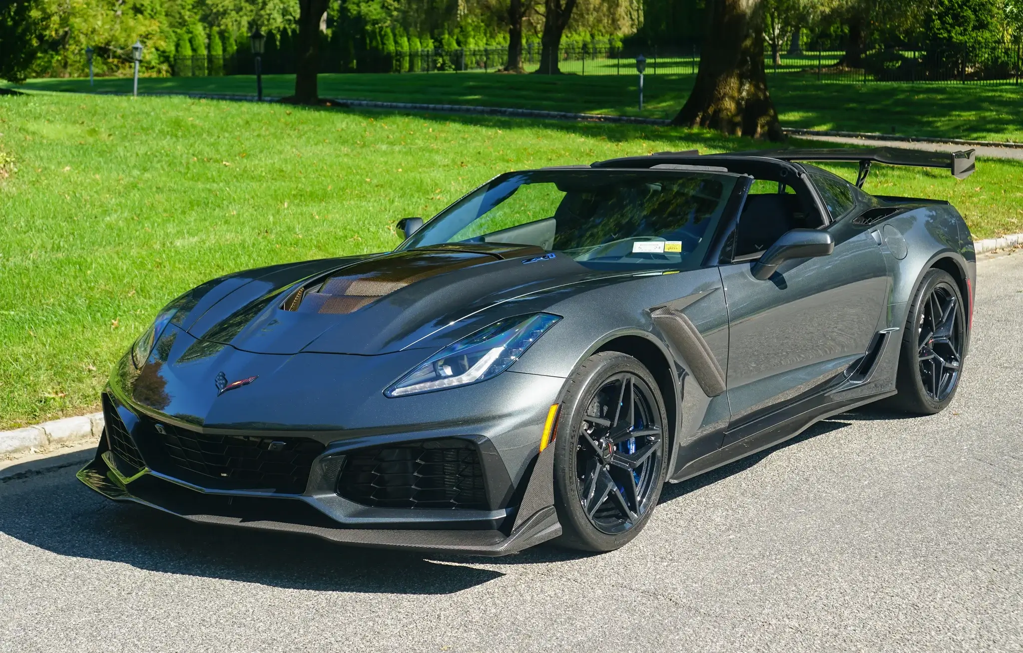 MP: 3k-Mile 2019 Chevrolet Corvette ZR1 ZTK Track Pack | PCARMARKET