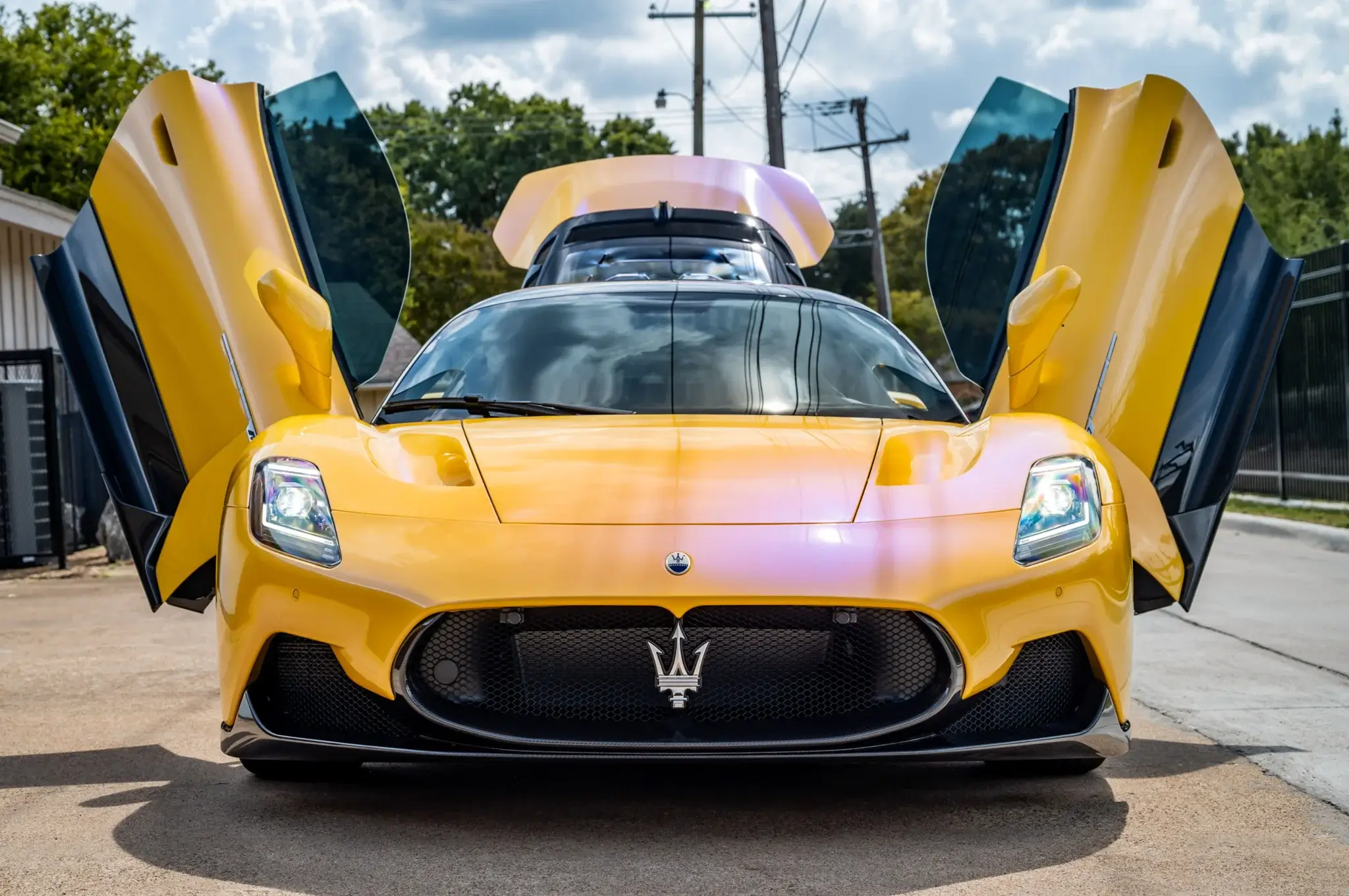 MP: 400-Mile 2022 Maserati MC20 | PCARMARKET