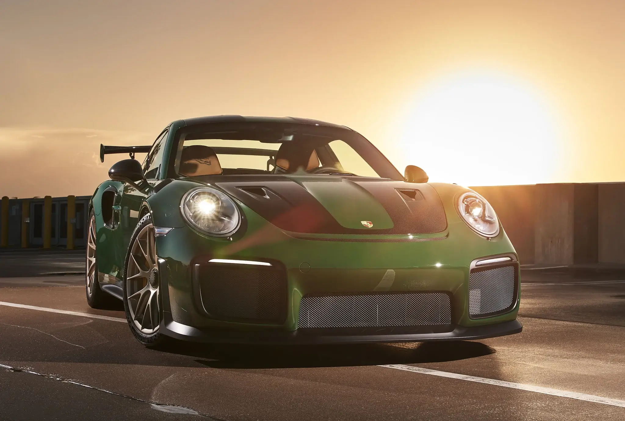 2018 Porsche 911 GT2 RS Weissach