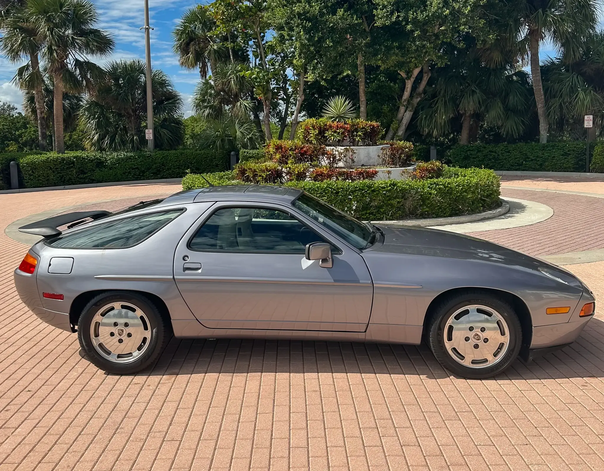 One-Owner 44k-Mile 1989 Porsche 928 S4 | PCARMARKET