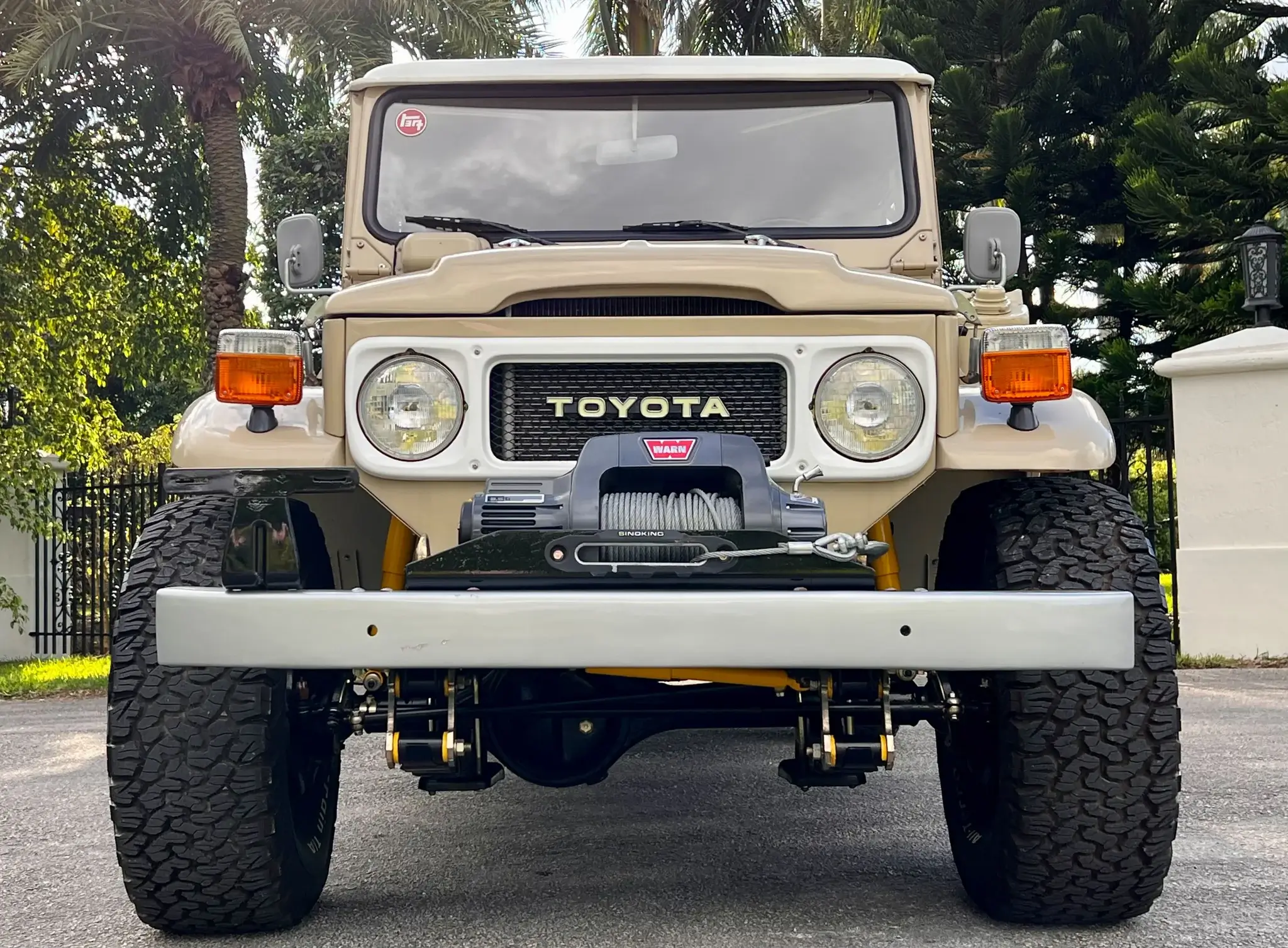 1981 Toyota Land Cruiser FJ43 Crew Cab Pickup Conversion | PCARMARKET