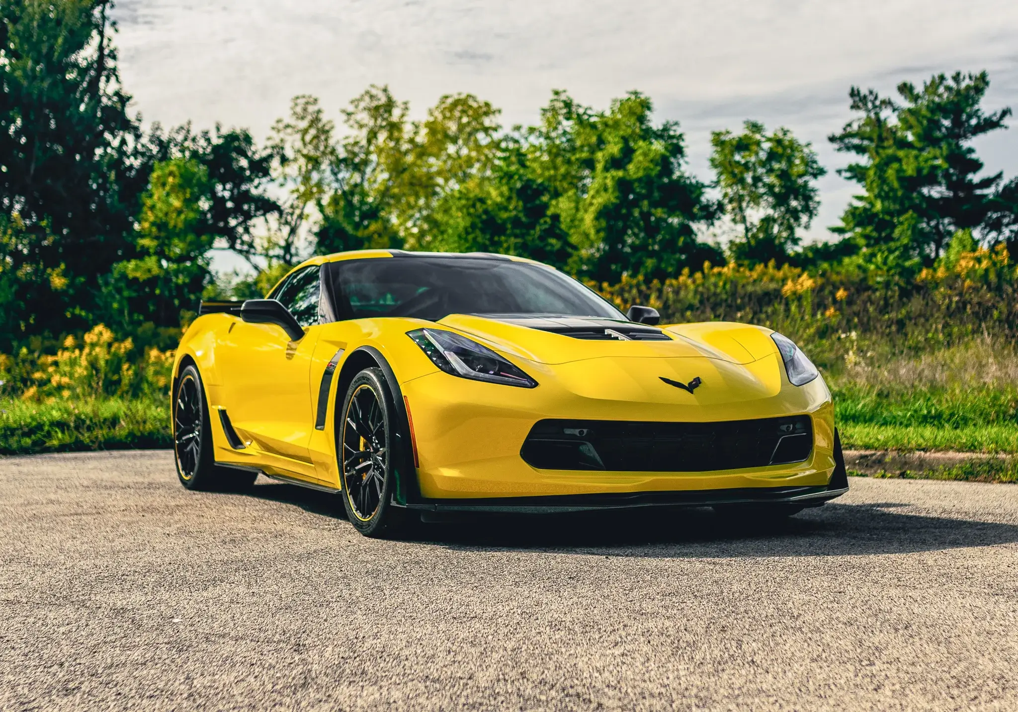 16k-Mile 2016 Chevrolet Corvette C7.R Edition 7-Speed | PCARMARKET