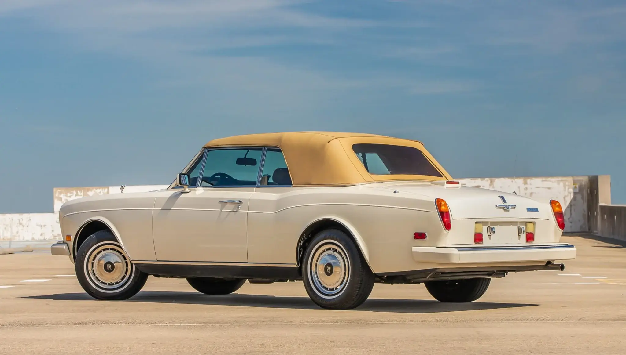 MP: 17k-Mile 1991 Rolls-Royce Corniche III | PCARMARKET