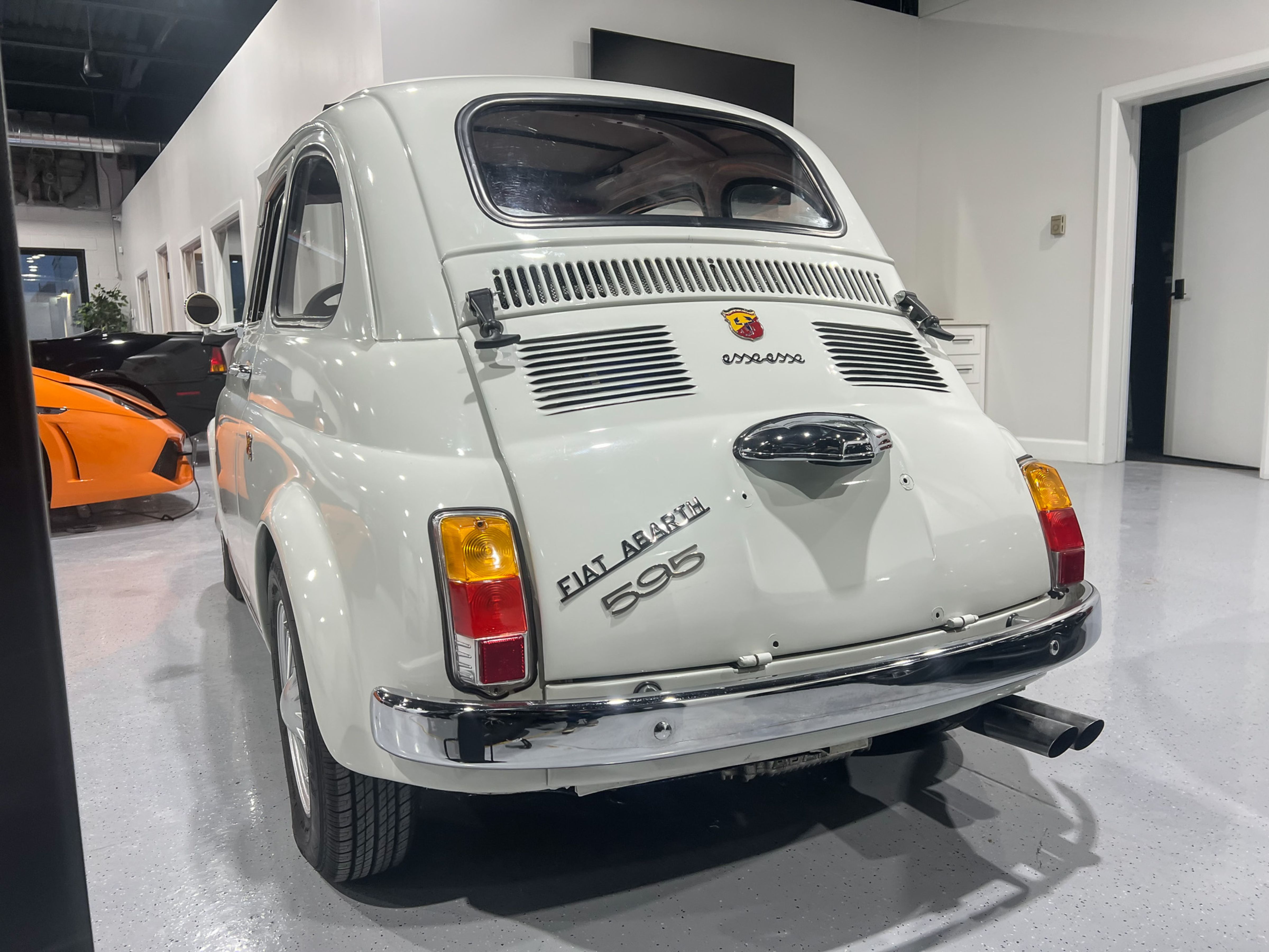 The Abarth 1300 Scorpione by Francis Lombardi, image size:4800x3600