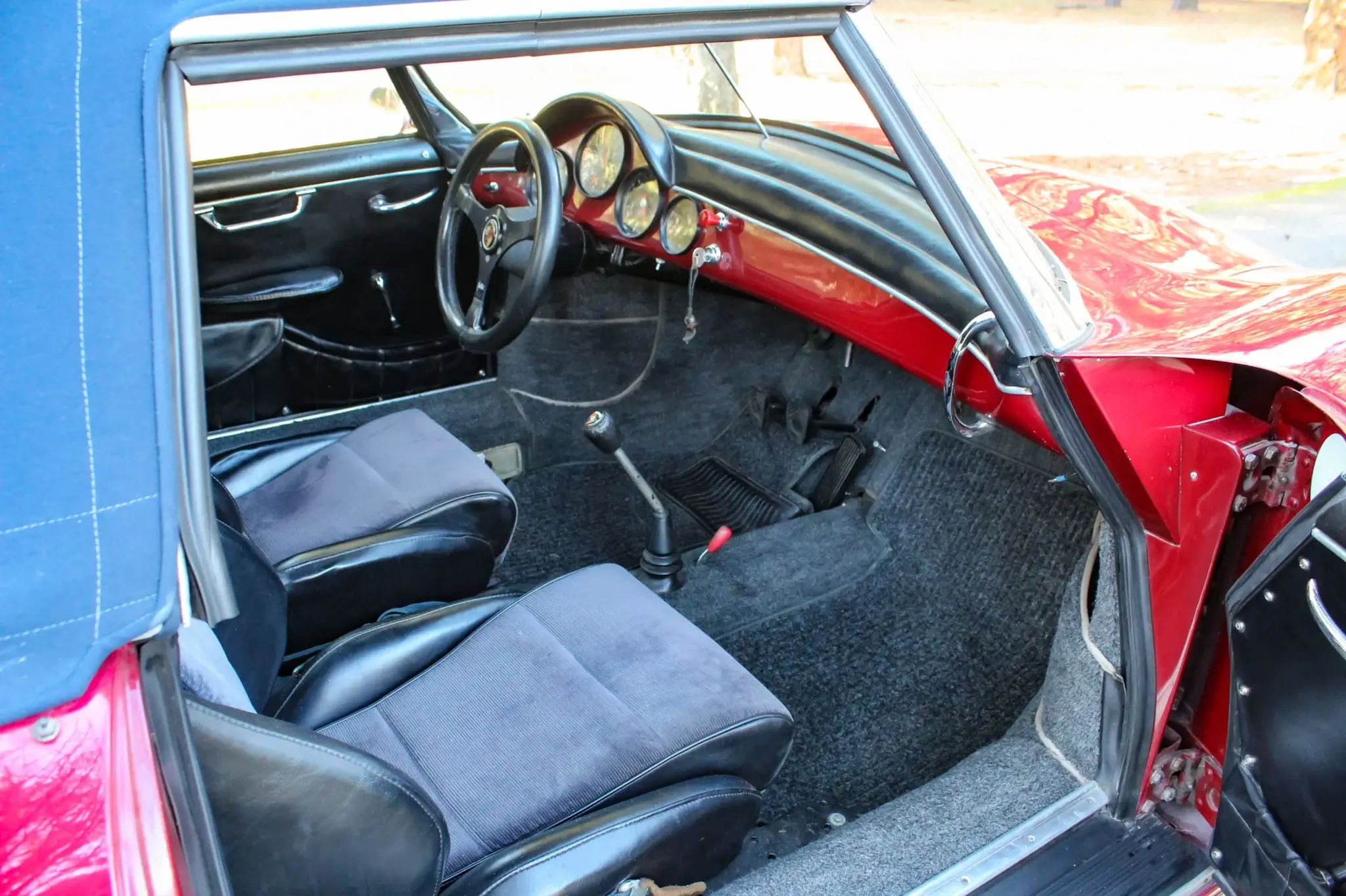 MP: 1960 Porsche 356B Roadster 2.8L Custom by Larry Chmura