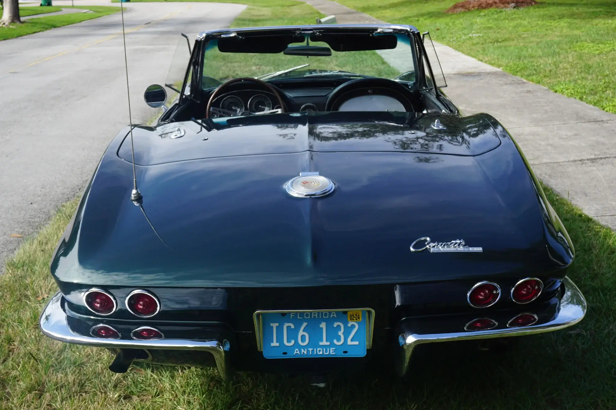 MP: 1964 Chevrolet Corvette Sting Ray Convertible 327 4-Speed