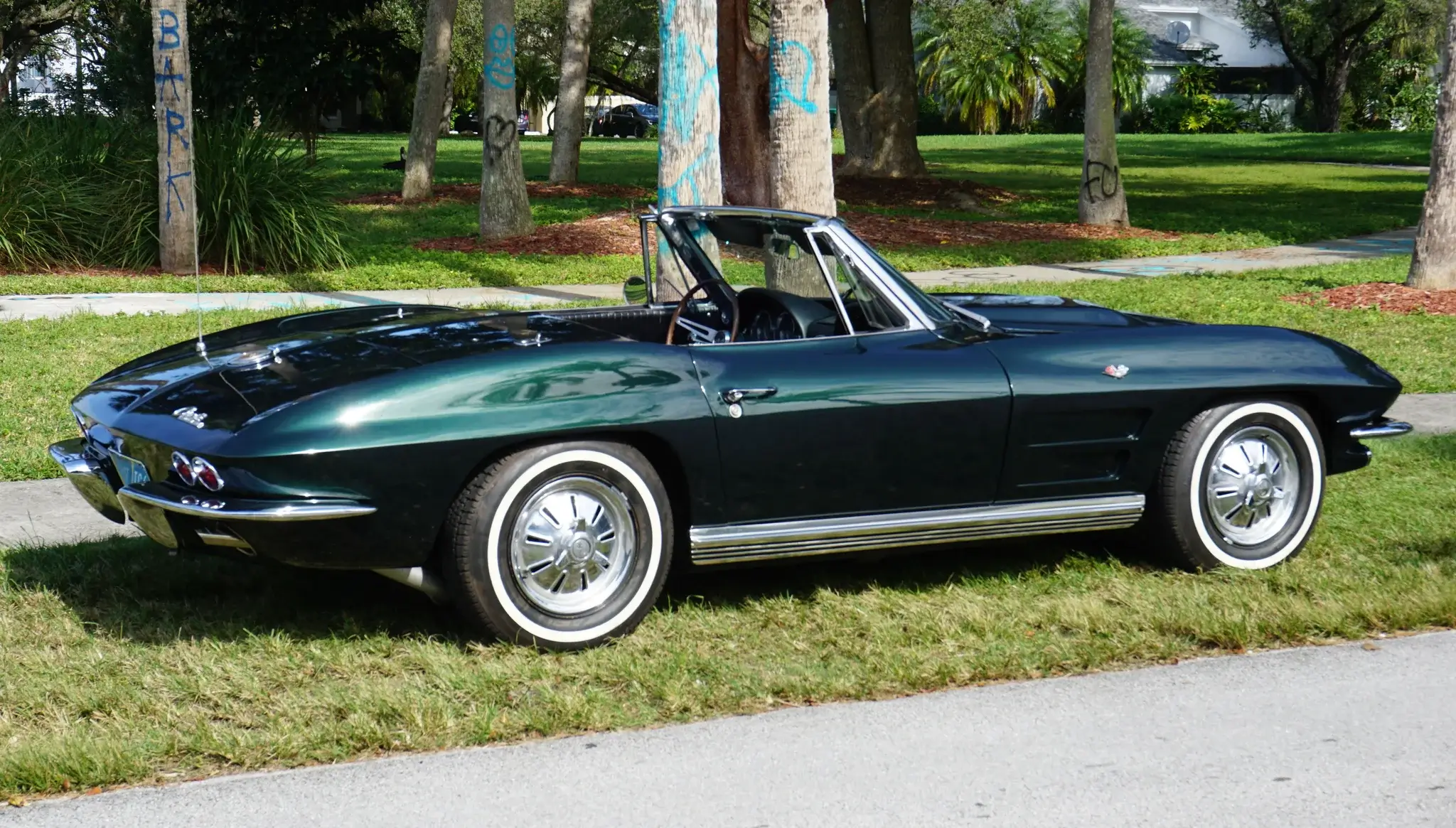 MP: 1964 Chevrolet Corvette Sting Ray Convertible 327 4-Speed