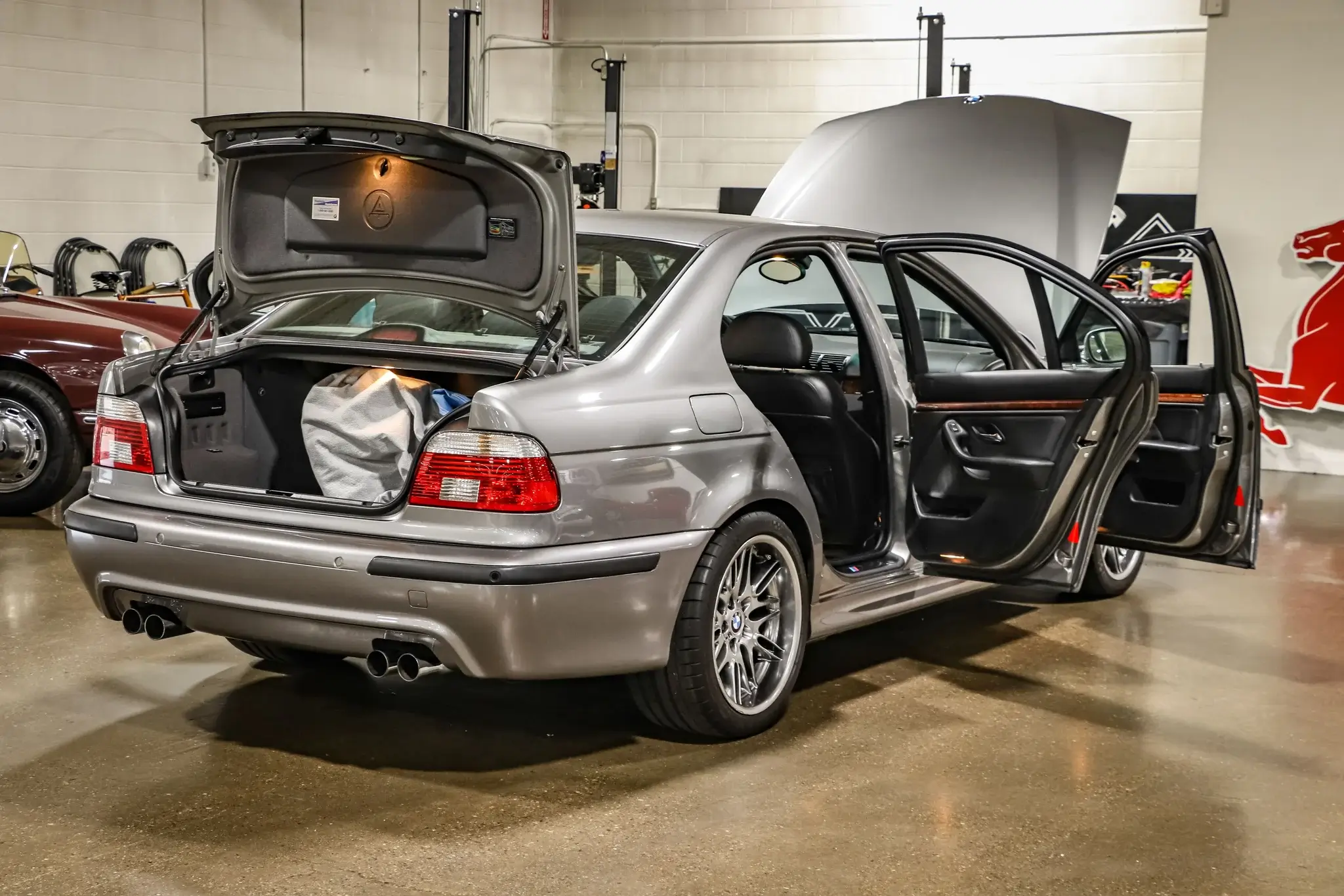 2002 BMW M5 | PCARMARKET
