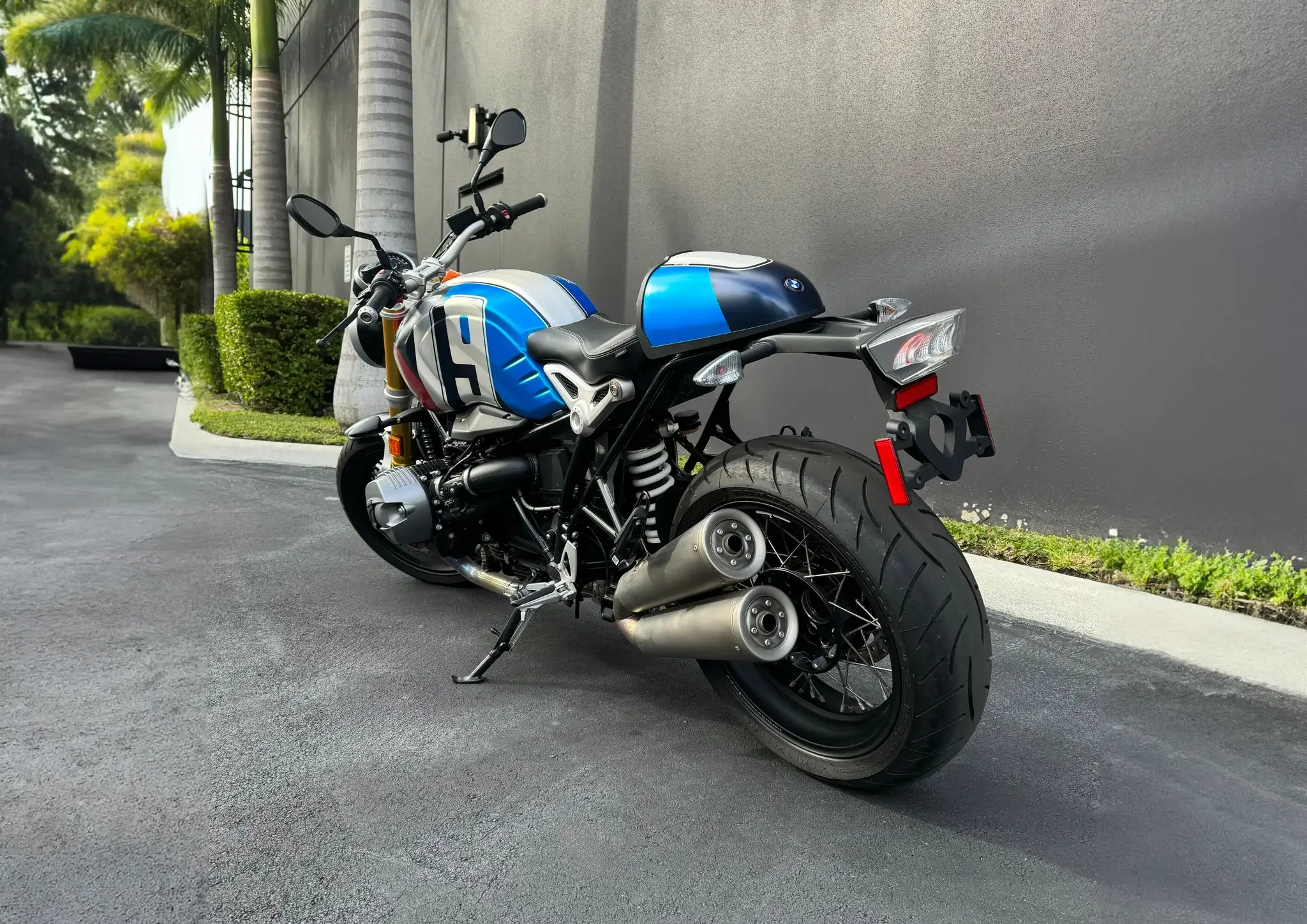MP: 70-Mile 2019 BMW R nineT Option 719 | PCARMARKET