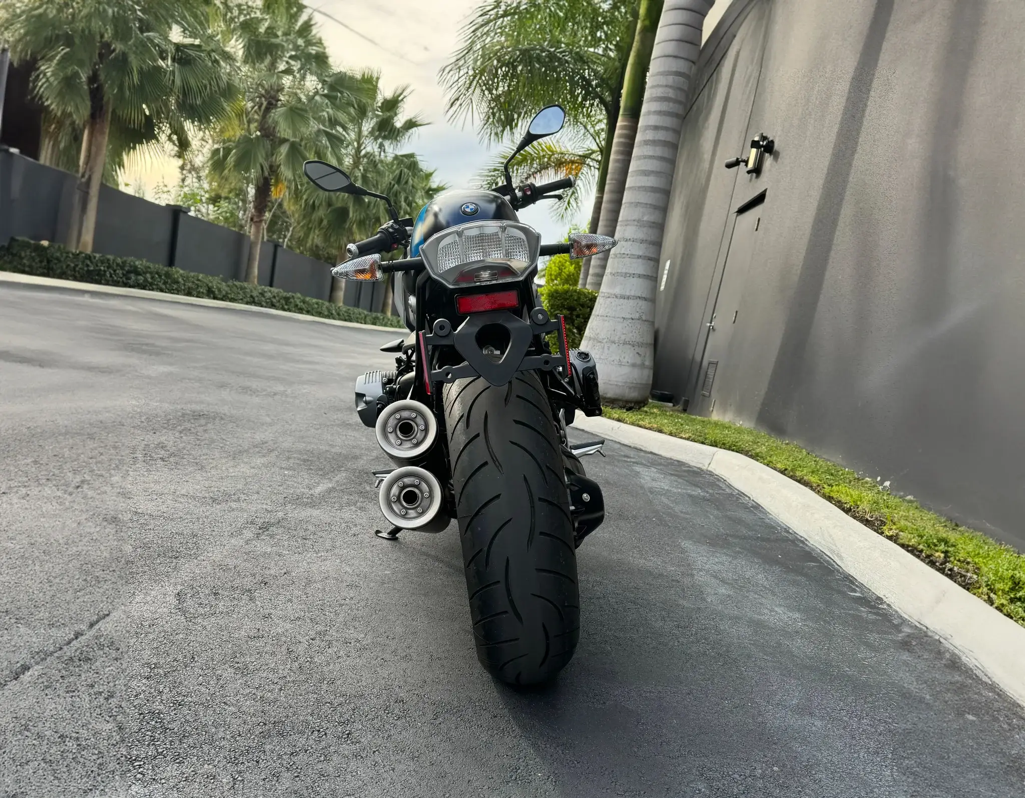 MP: 70-Mile 2019 BMW R nineT Option 719 | PCARMARKET