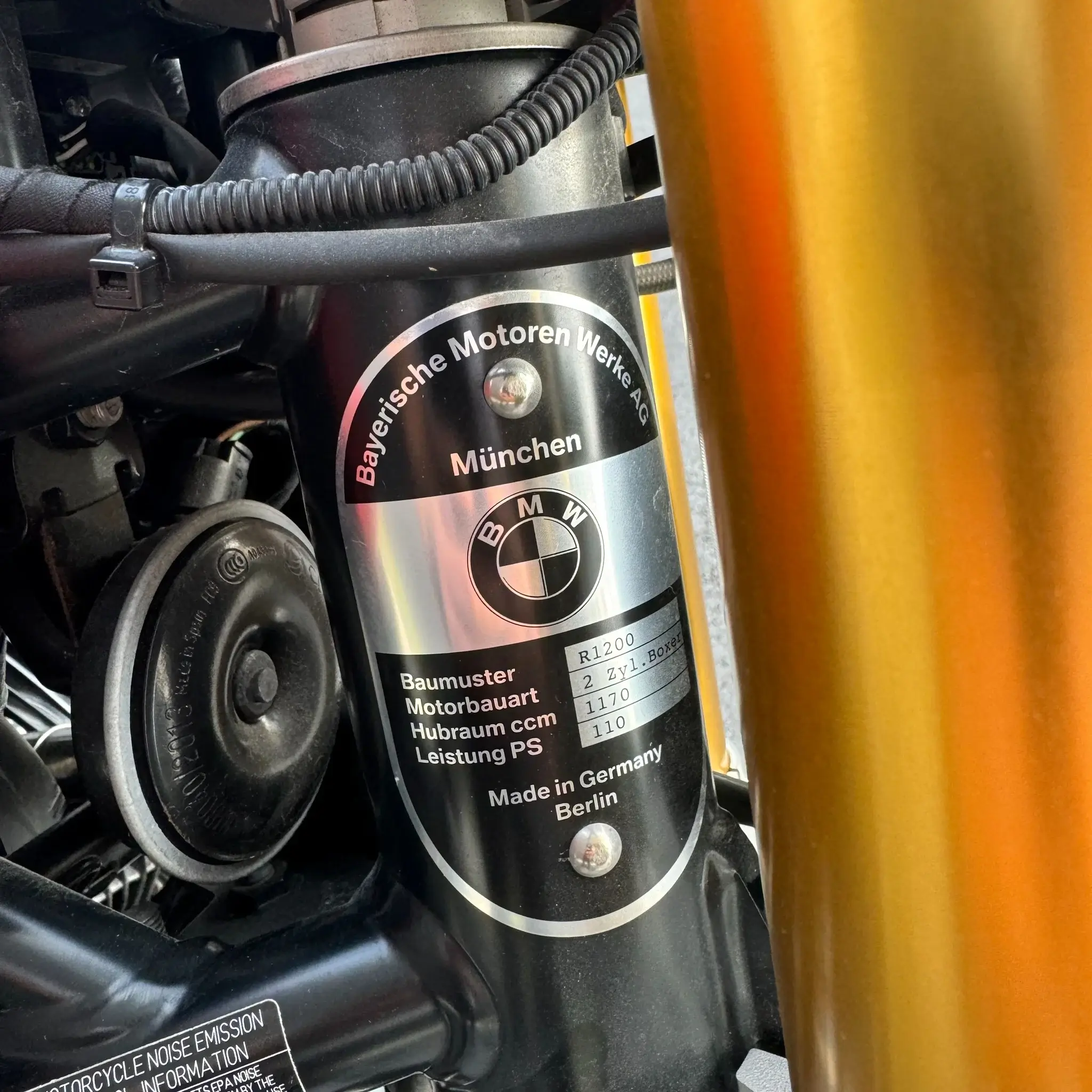 MP: 70-Mile 2019 BMW R nineT Option 719 | PCARMARKET