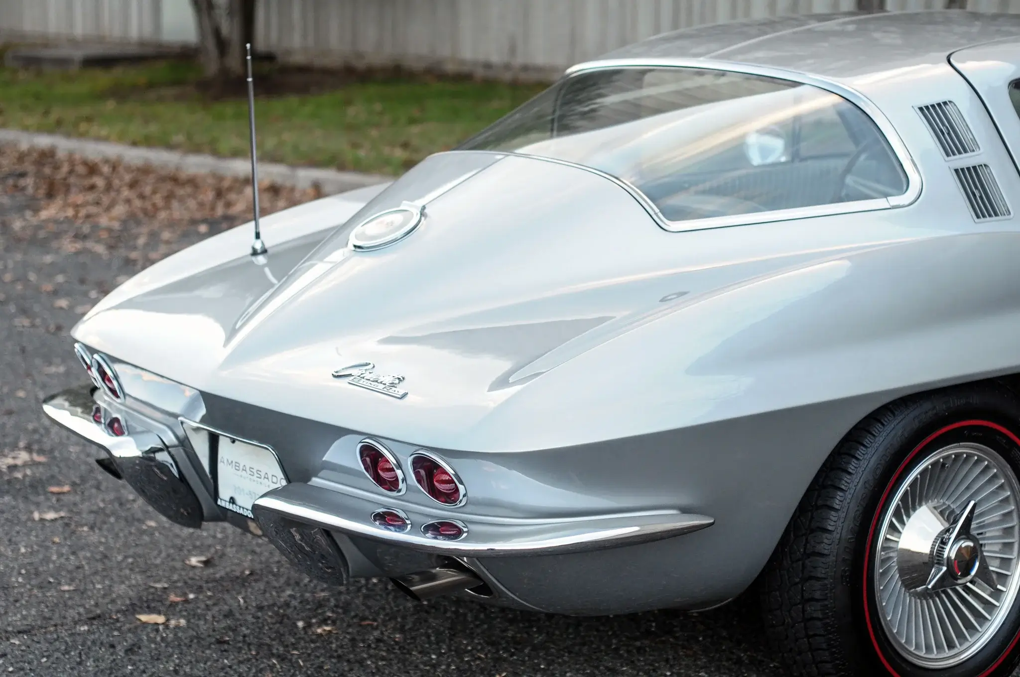 1964 Chevrolet Corvette Sting Ray 350 4-Speed | PCARMARKET