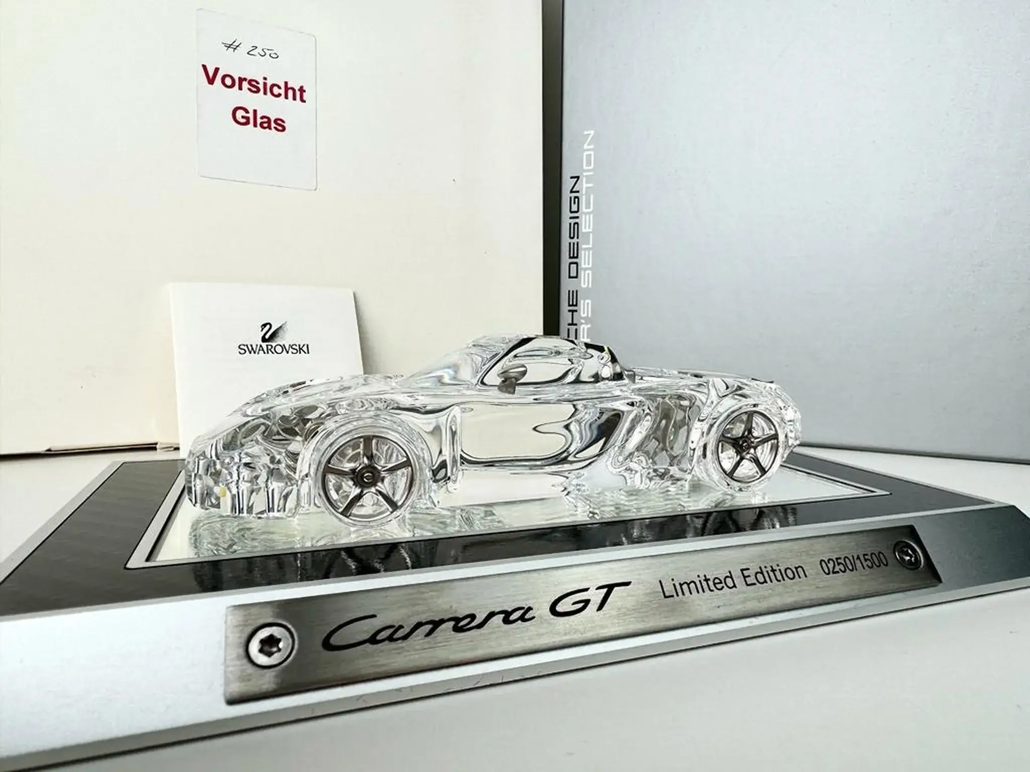 Porsche Design Drivers Selection 1:43 Swarovski Crystal Porsche