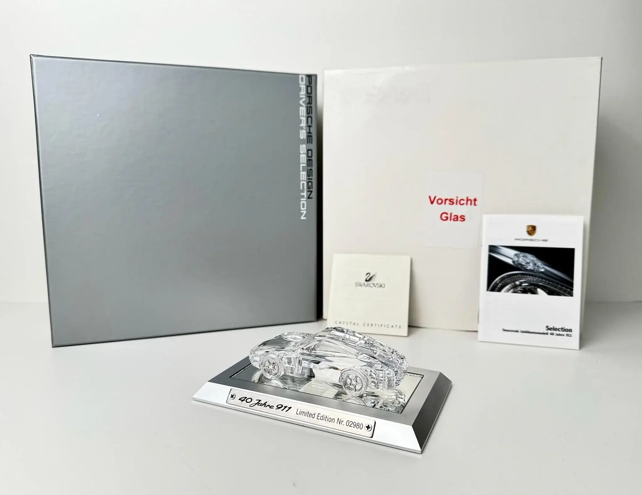 MP: Porsche Design Drivers Selection 1:43 Swarovski Limited