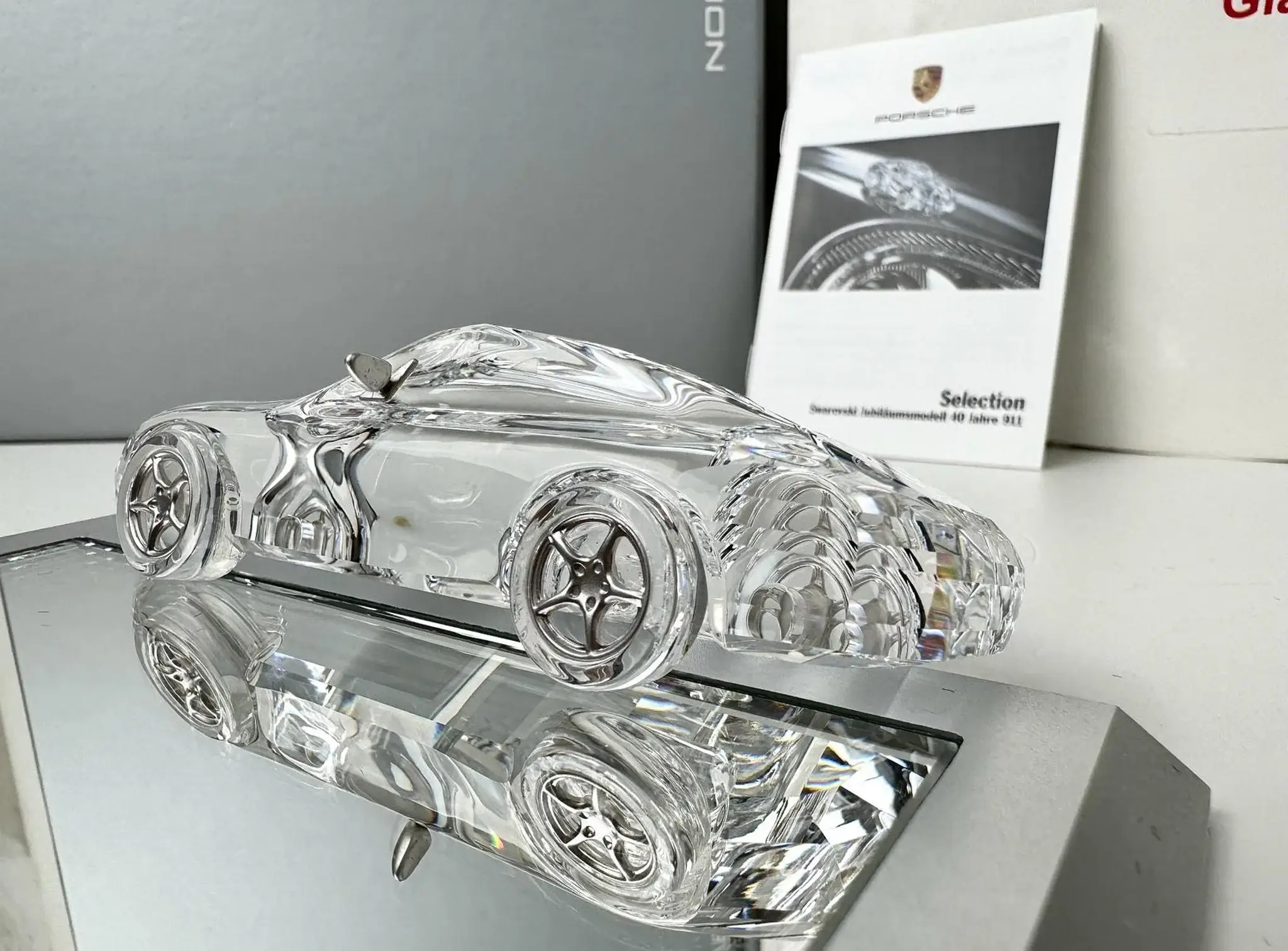 スワロフスキー 「40 year 911 Limited Edition」 MP: Porsche Design Drivers Selection 1:43 Swarovski Limited