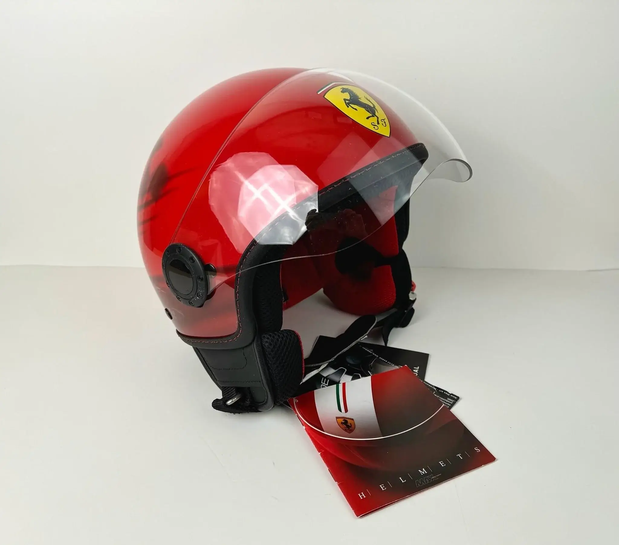 No Reserve Ferrari F60 Helmet | PCARMARKET
