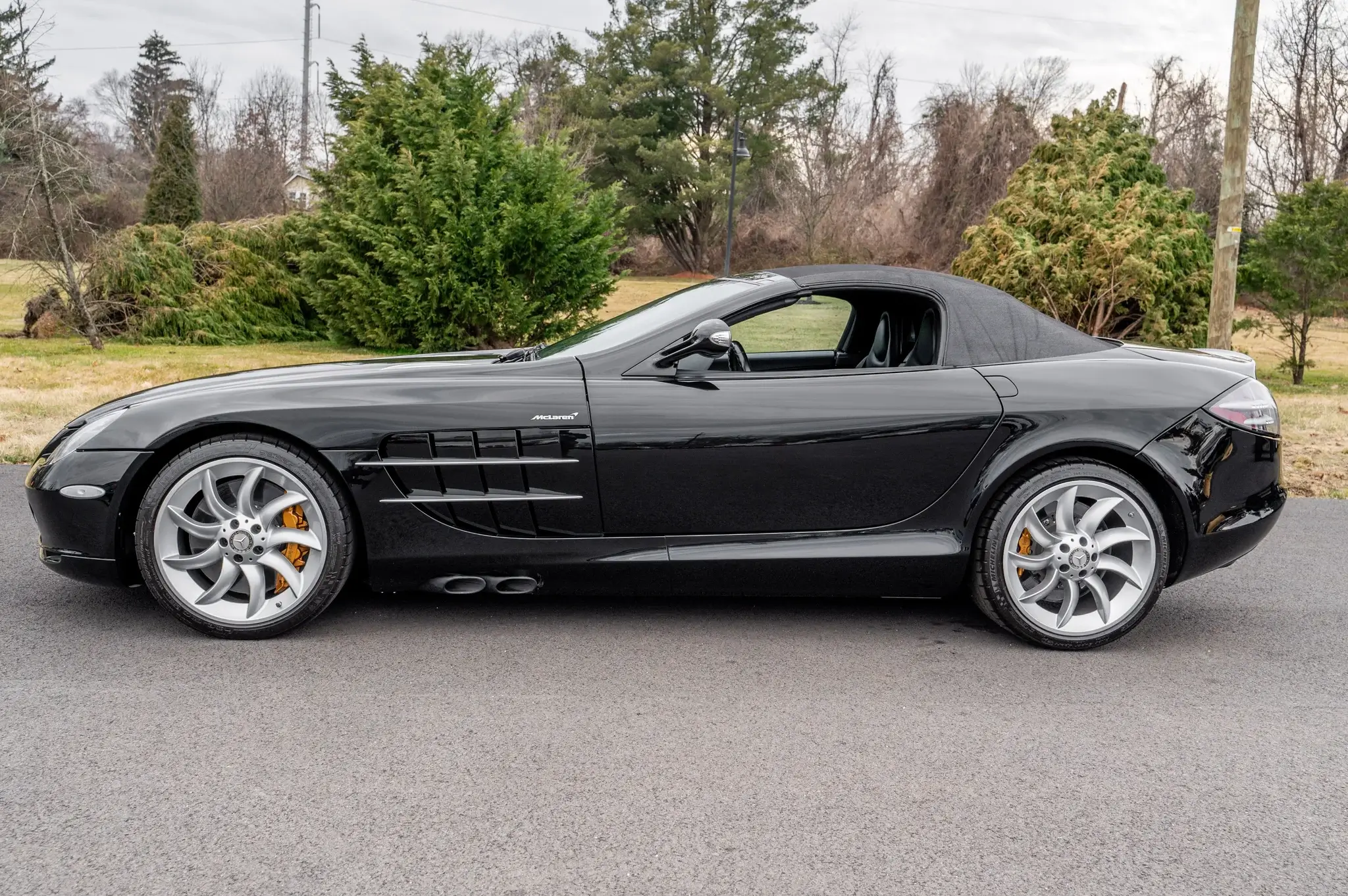 MP: 10k-Mile 2008 Mercedes-Benz SLR McLaren Roadster | PCARMARKET