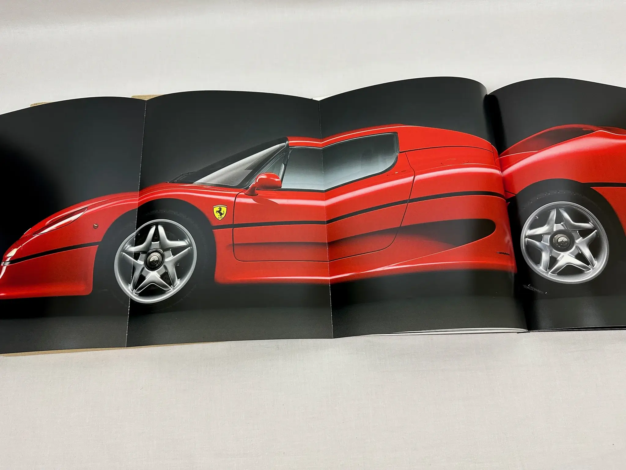MP: Ferrari F50 Carbon Fiber Owners Book | PCARMARKET