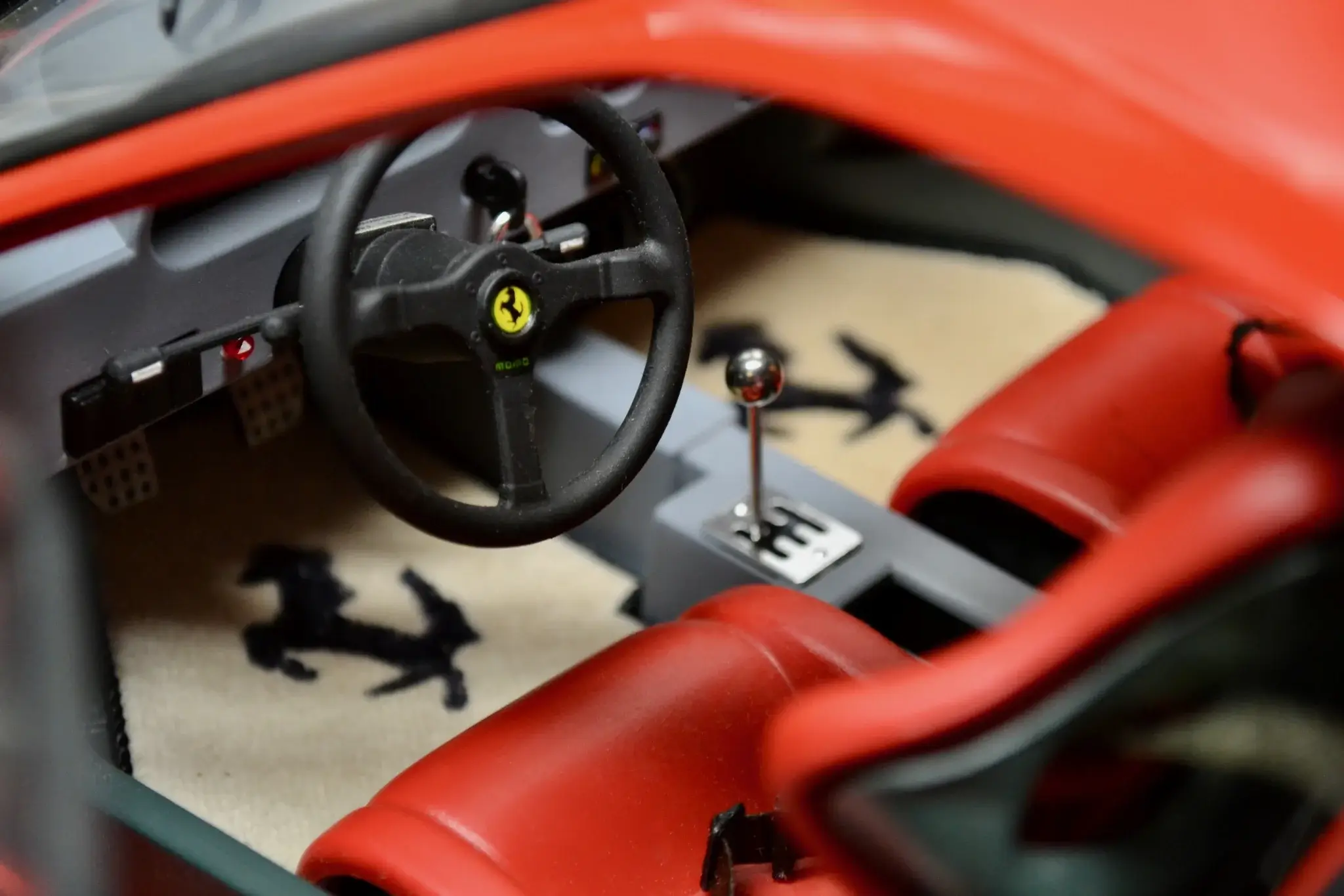 1:8 Scale Ferrari F40 Model By Rivarossi | PCARMARKET