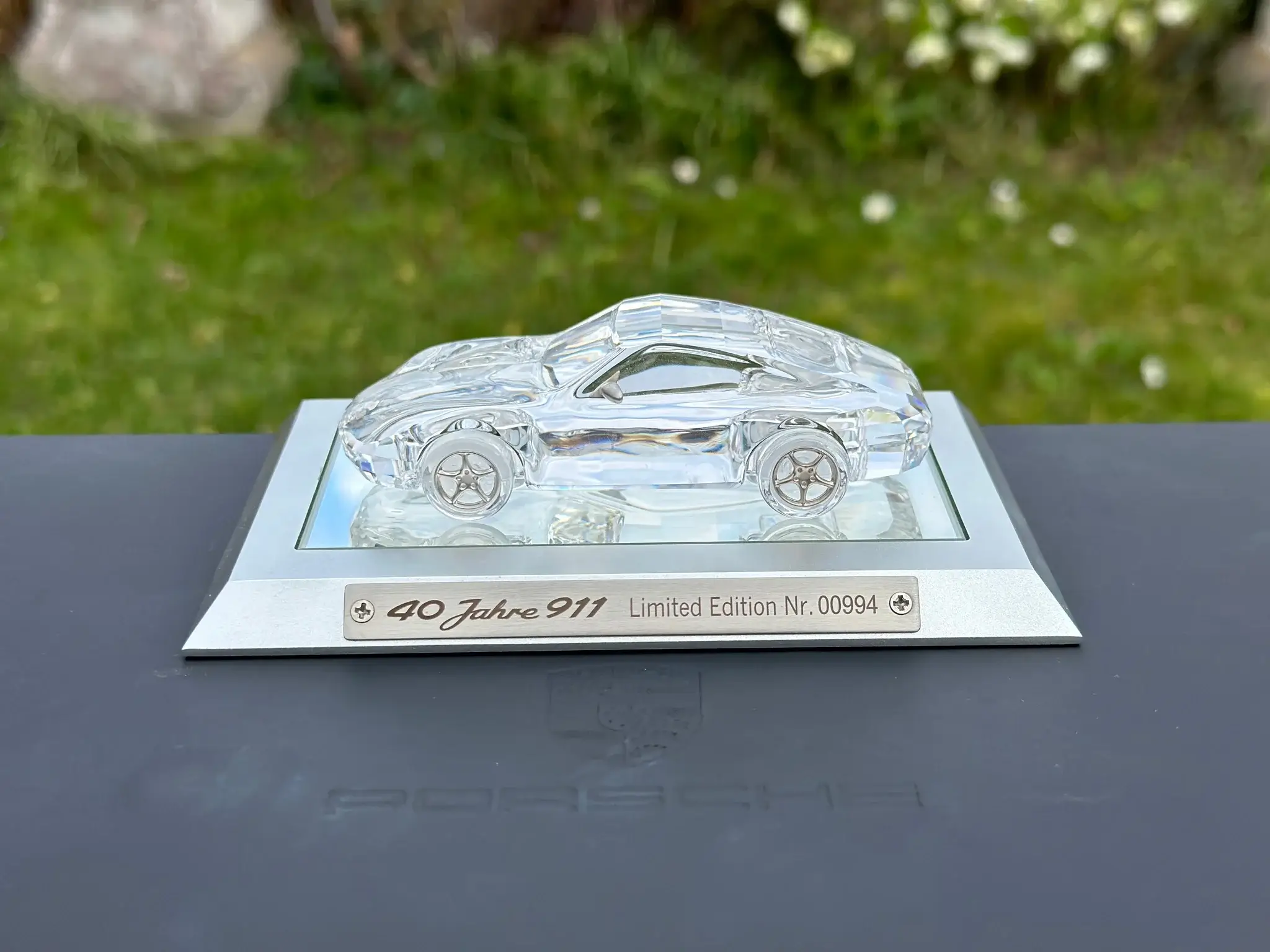 No Reserve Porsche Design Drivers Selection 1:43 Swarovski Limited