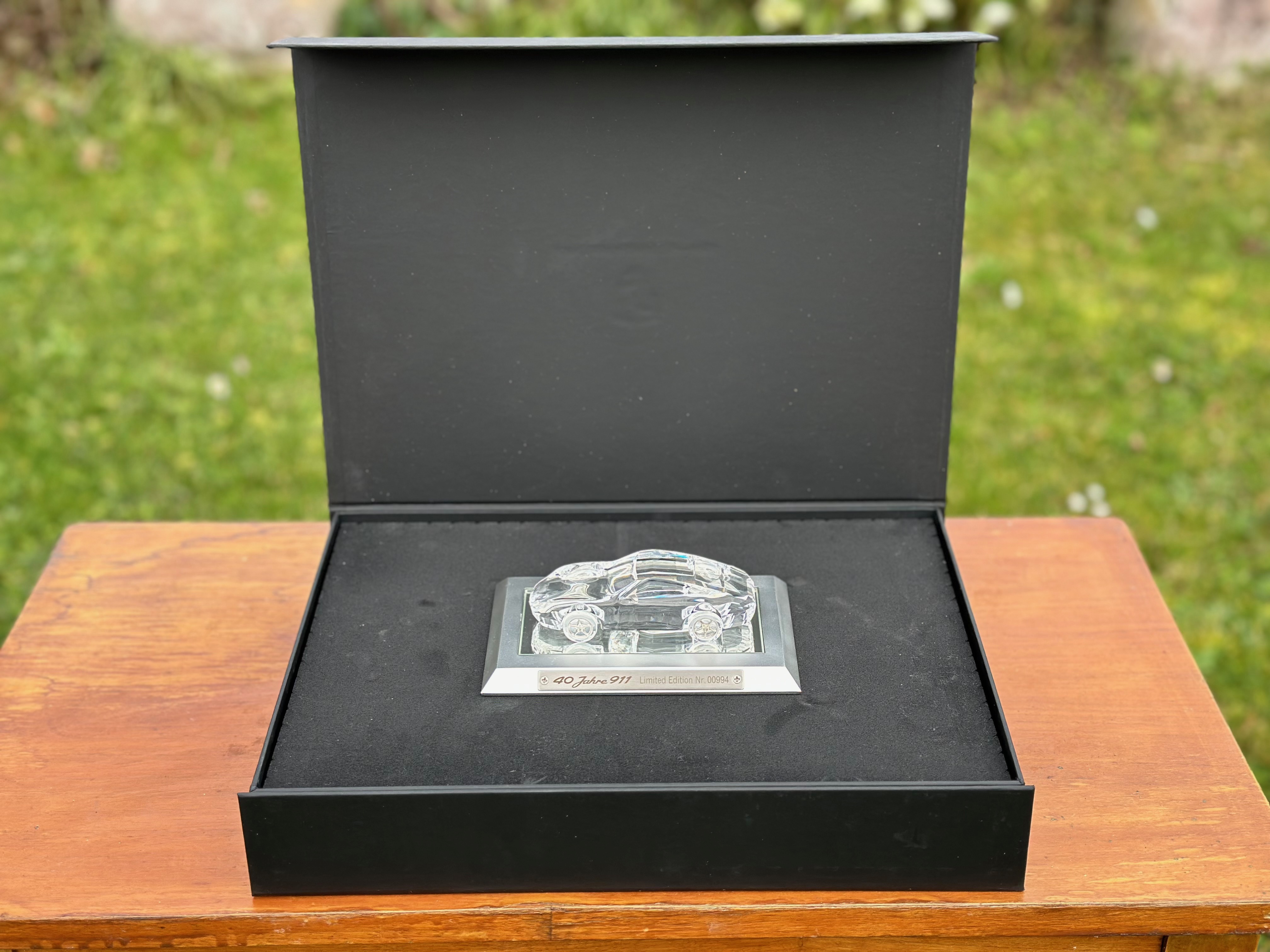 No Reserve Porsche Design Drivers Selection 1:43 Swarovski Limited