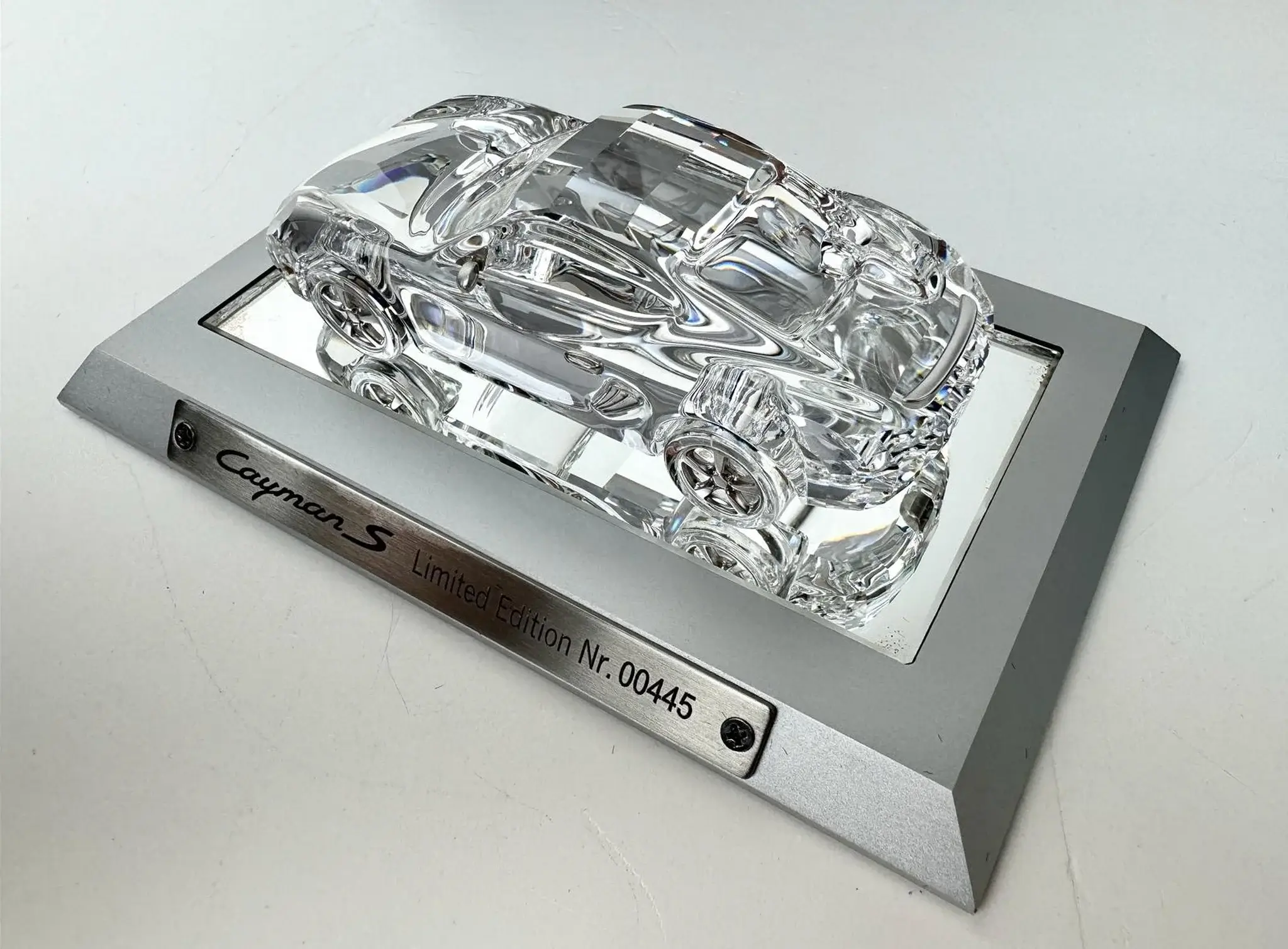 Porscheポルシェ Swarovskiスワロフスキー Cayman S Porscheポルシェ Swarovskiスワロフスキー Cayman S