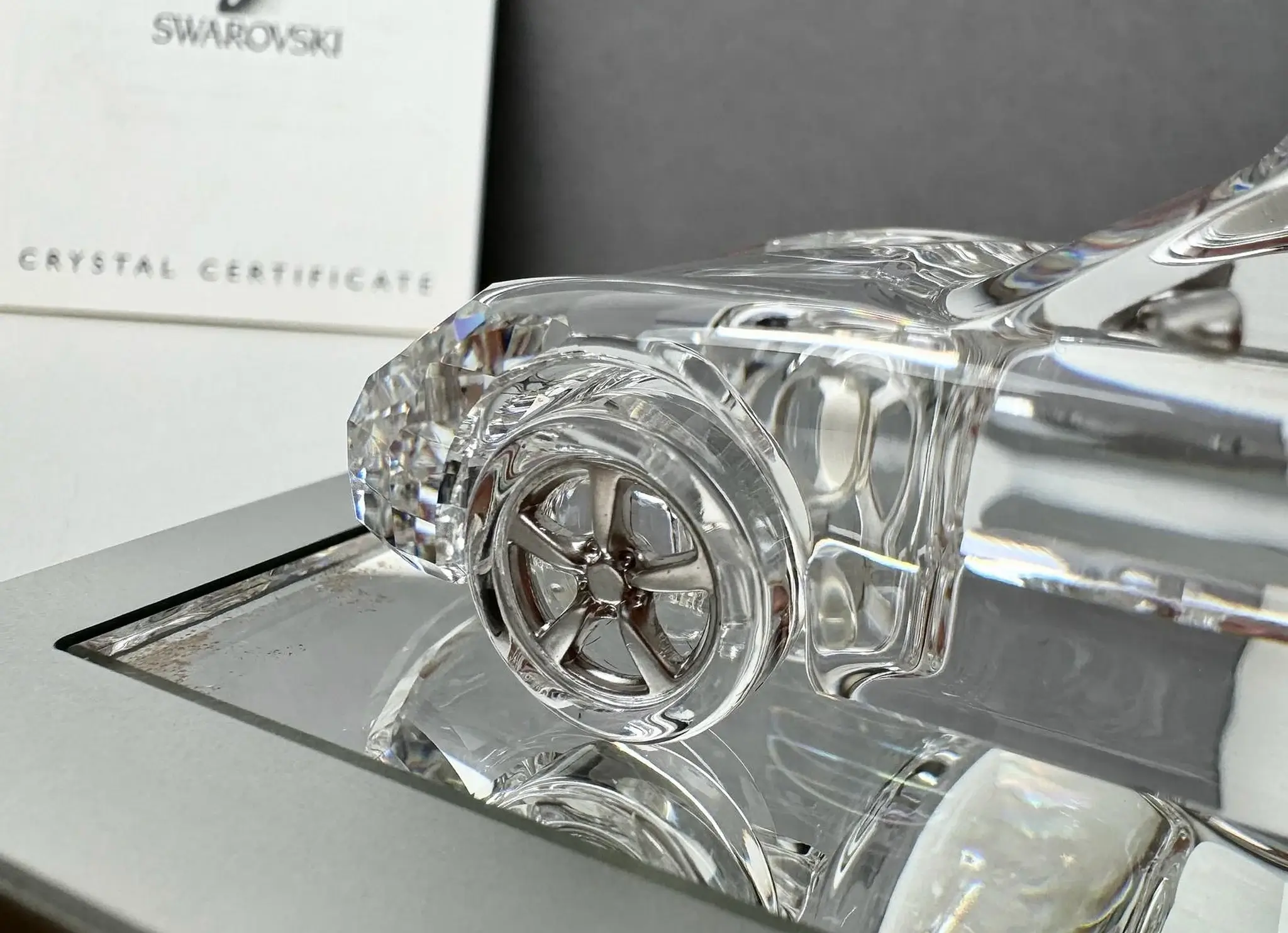 No Reserve Porsche Design Drivers Selection 1:43 Swarovski Crystal