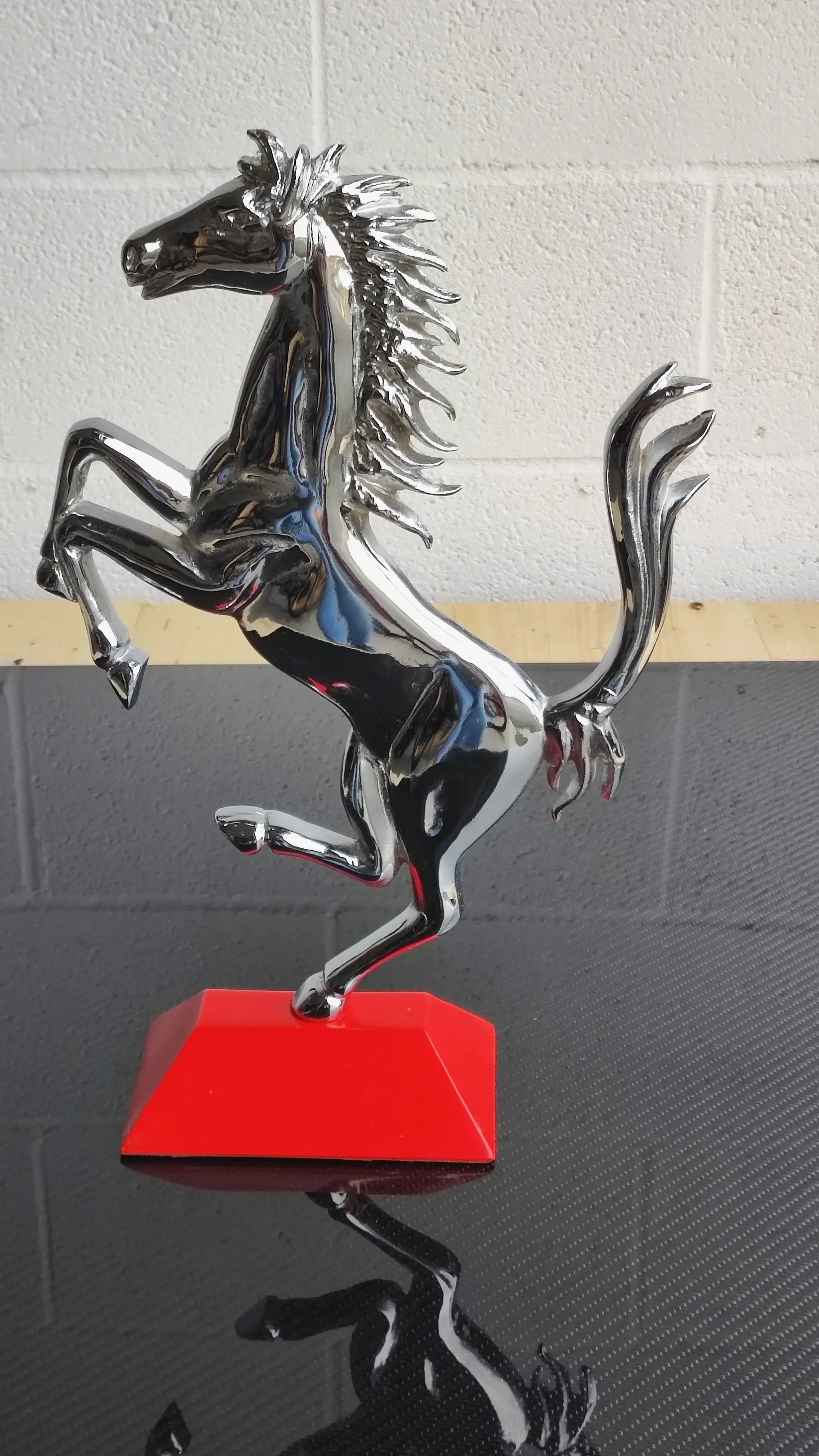 No Reserve Ferrari Cavallino Statue | PCARMARKET