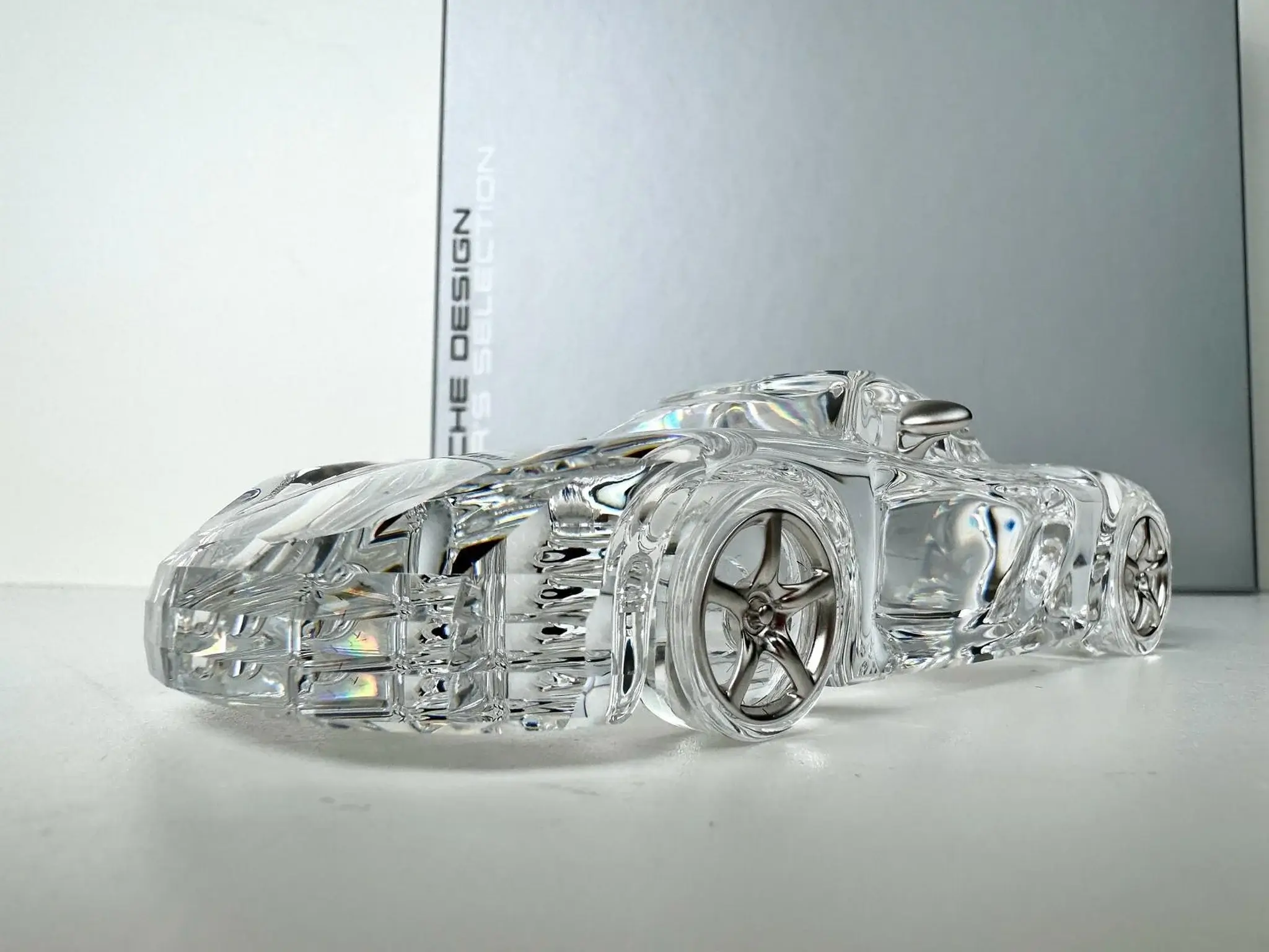 MP: Porsche Design Drivers Selection 1:43 Swarovski Crystal