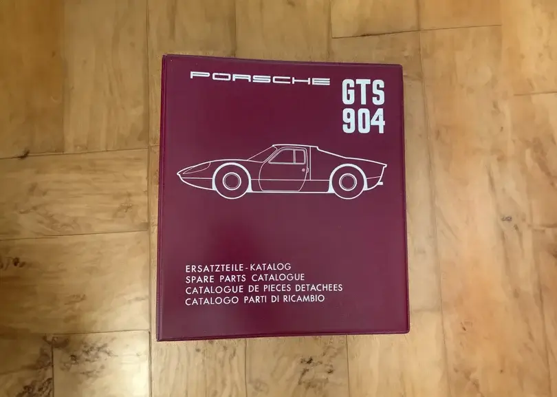 Porsche Carrera GTS 904 カタログ Porsche_904_GTS_cover3-tiny-