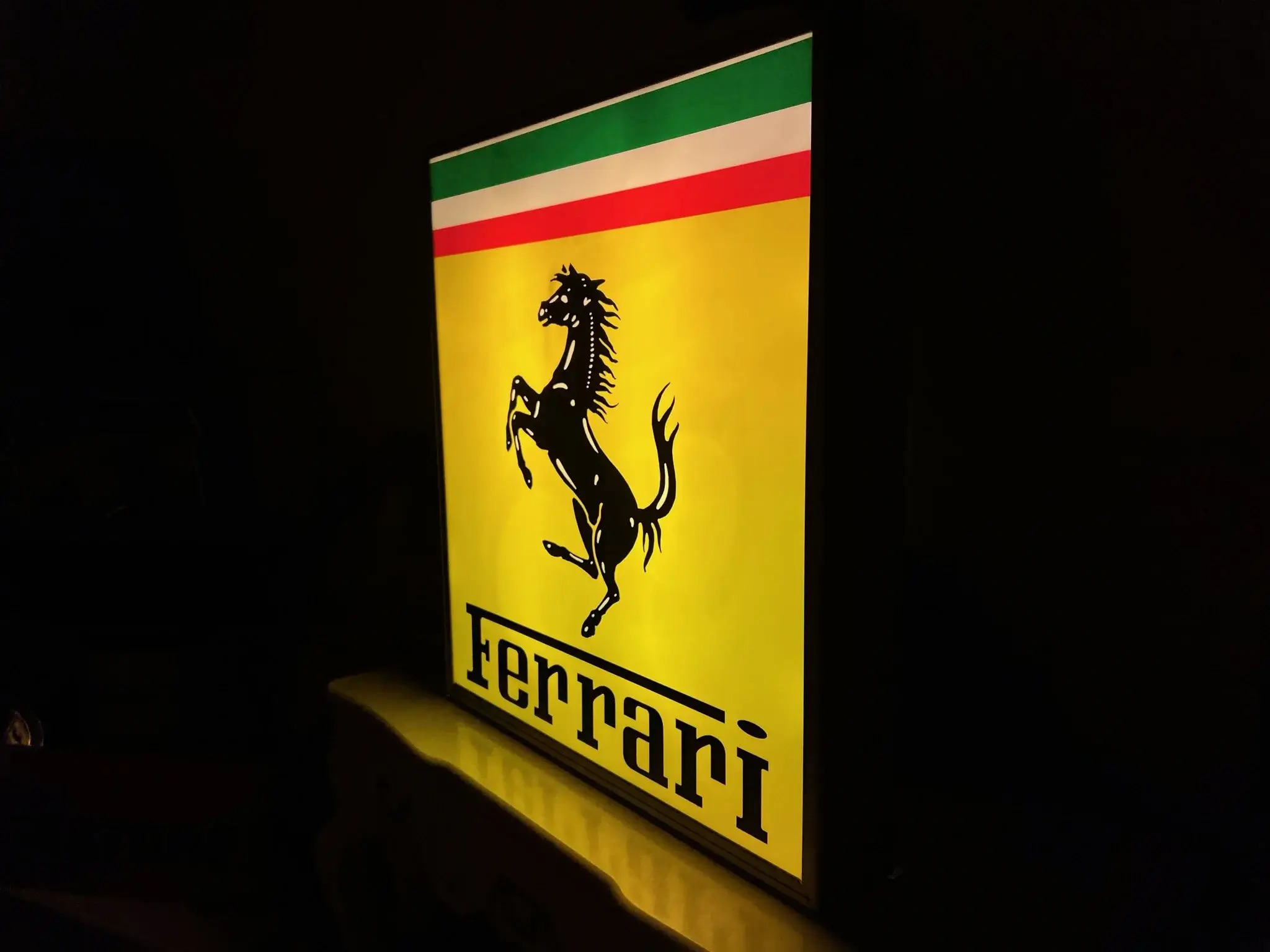 MP: 1990s Illuminated Ferrari Sign | PCARMARKET