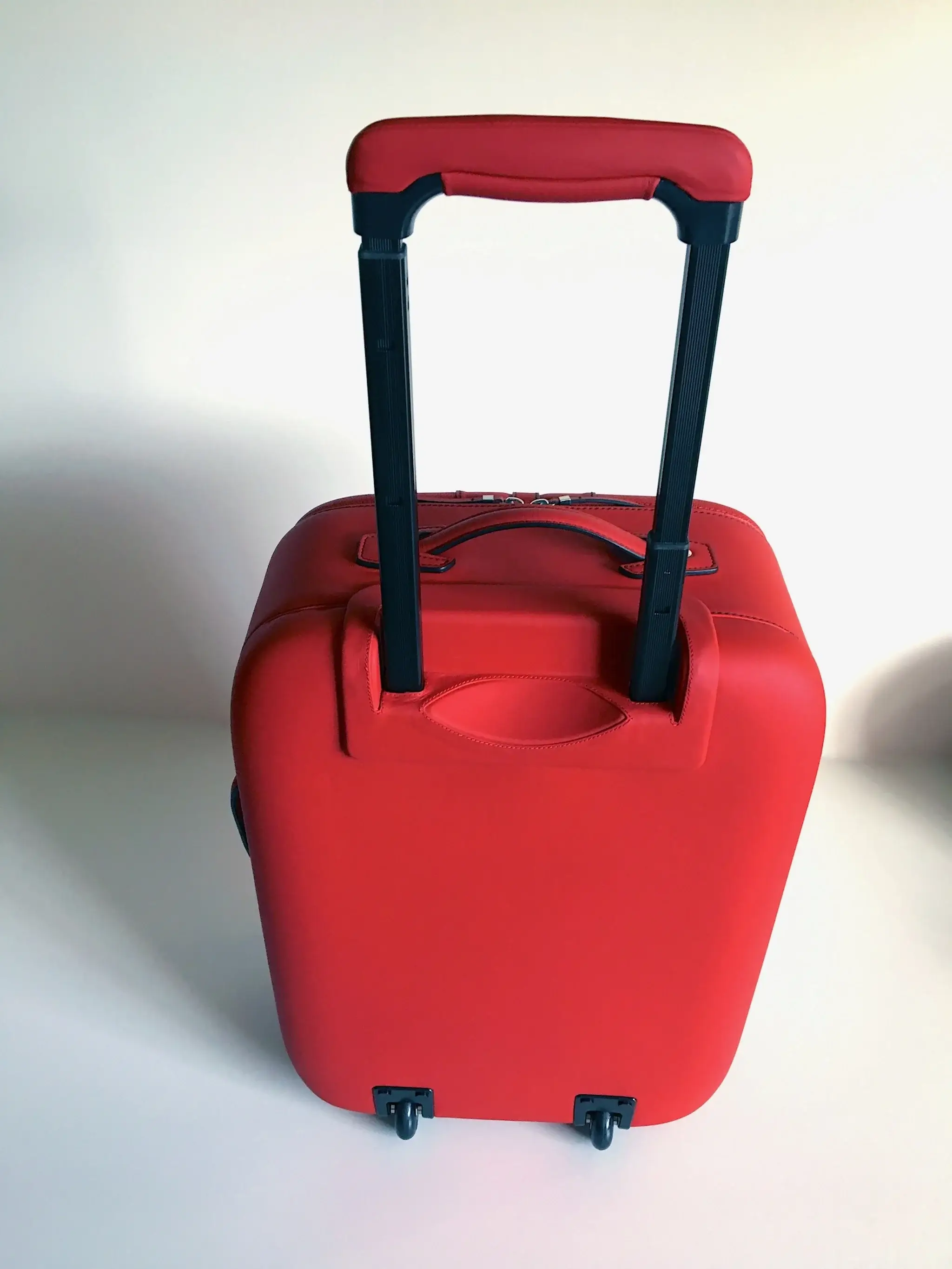 MP: Ferrari 812 Superfast Four-Piece Luggage Set | PCARMARKET