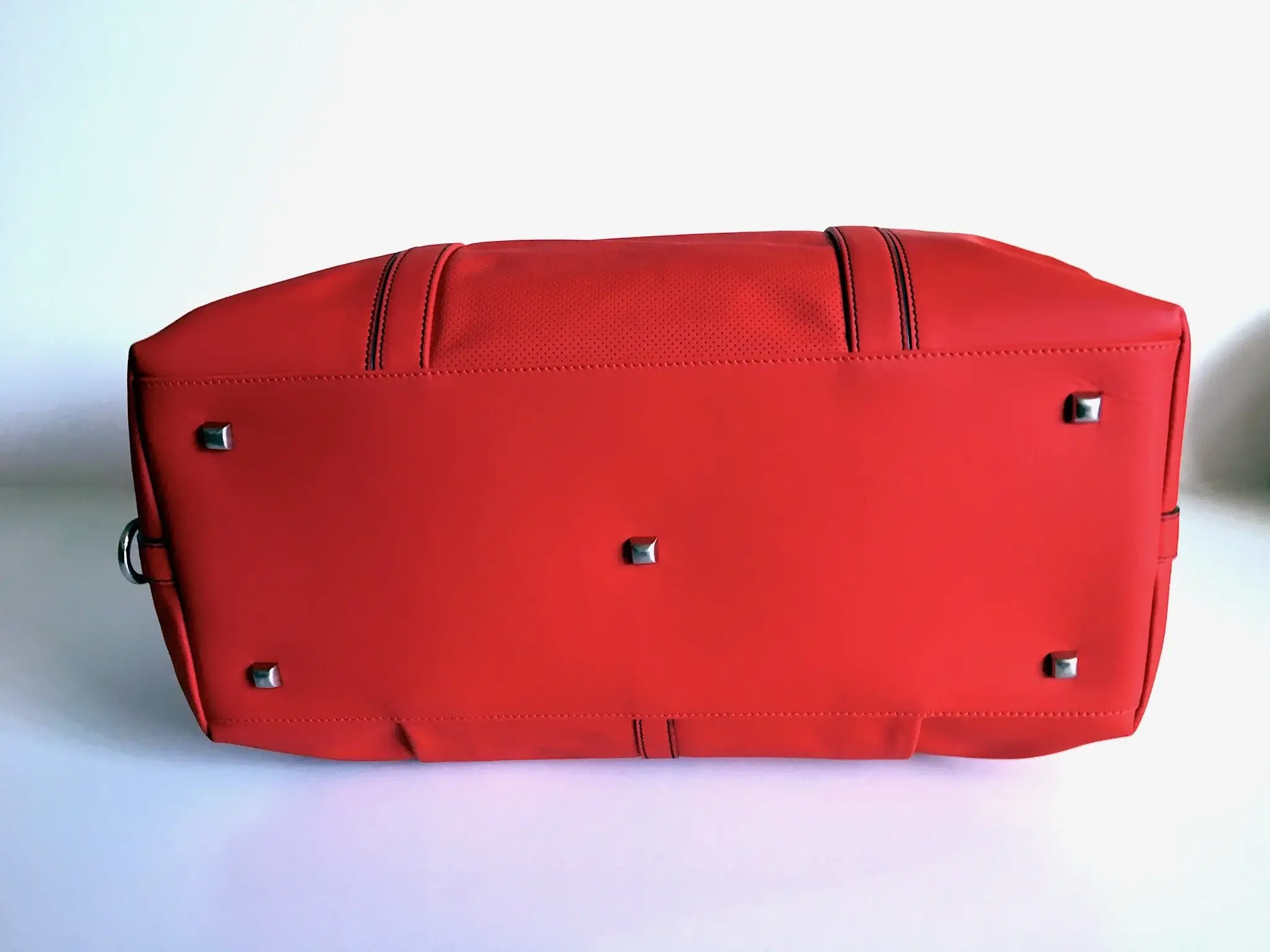 MP: Ferrari 812 Superfast Four-Piece Luggage Set | PCARMARKET