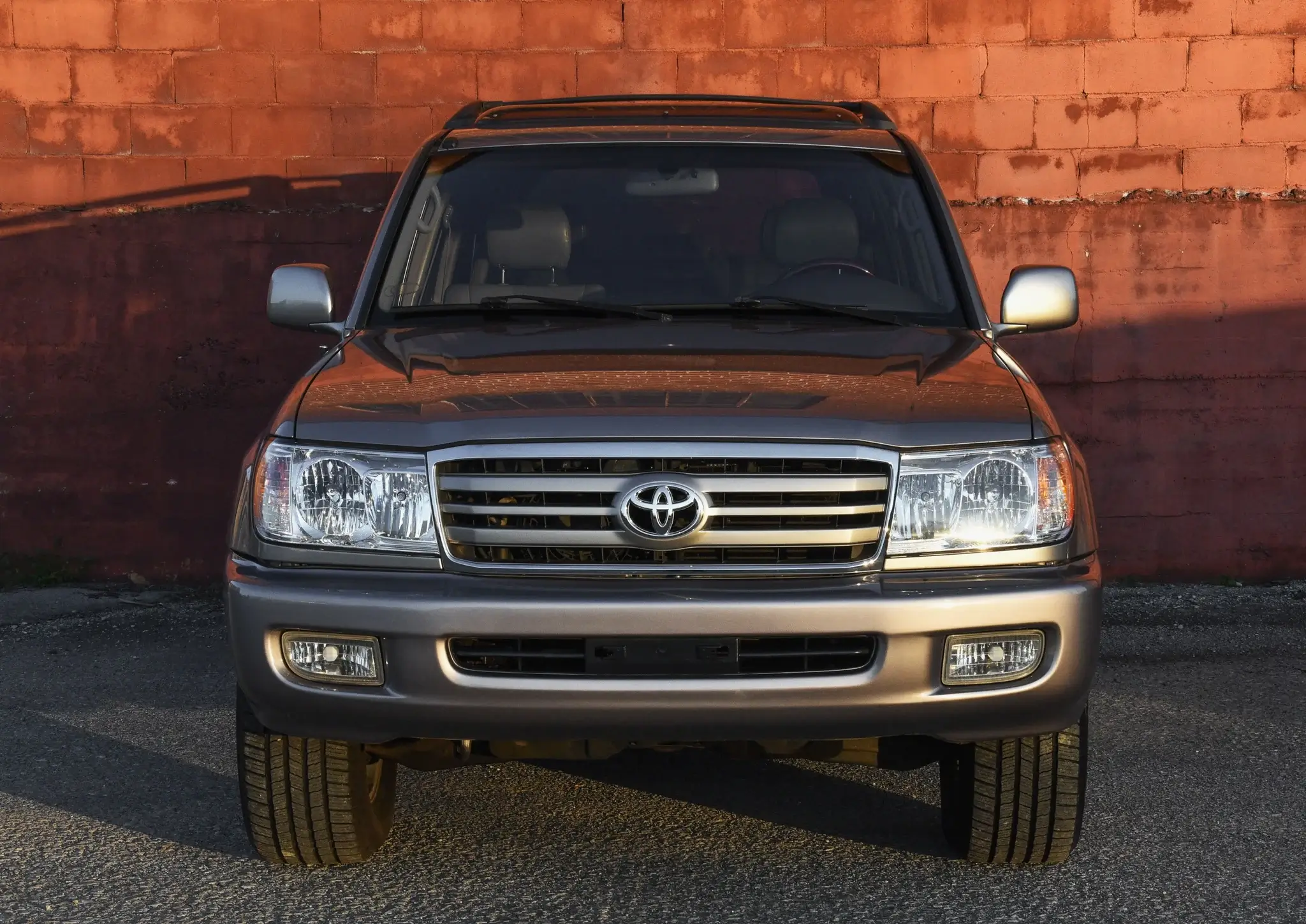 MP: 2001 Toyota Land Cruiser UZJ100 | PCARMARKET