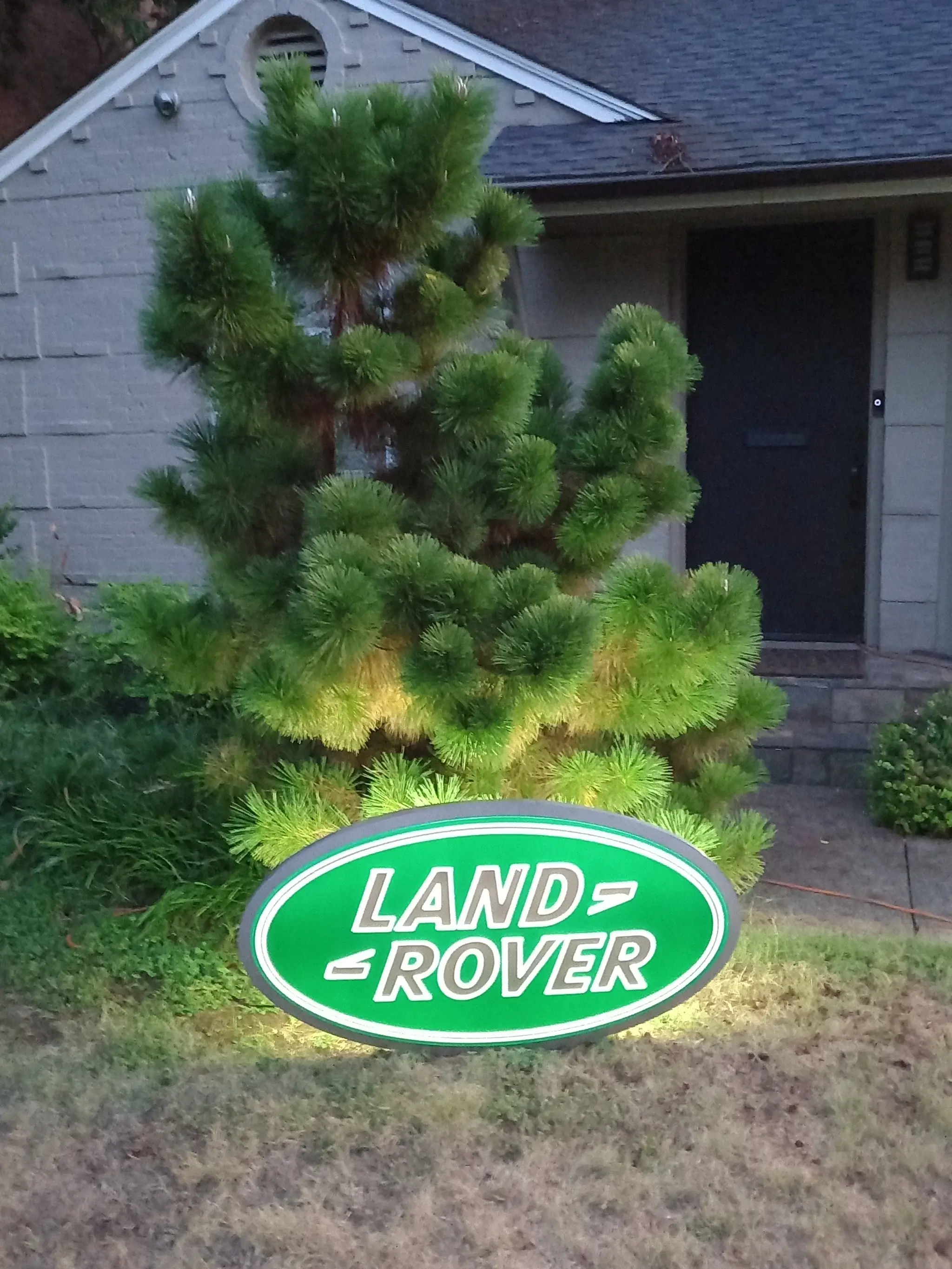 MP: Illuminated Land Rover Sign | PCARMARKET