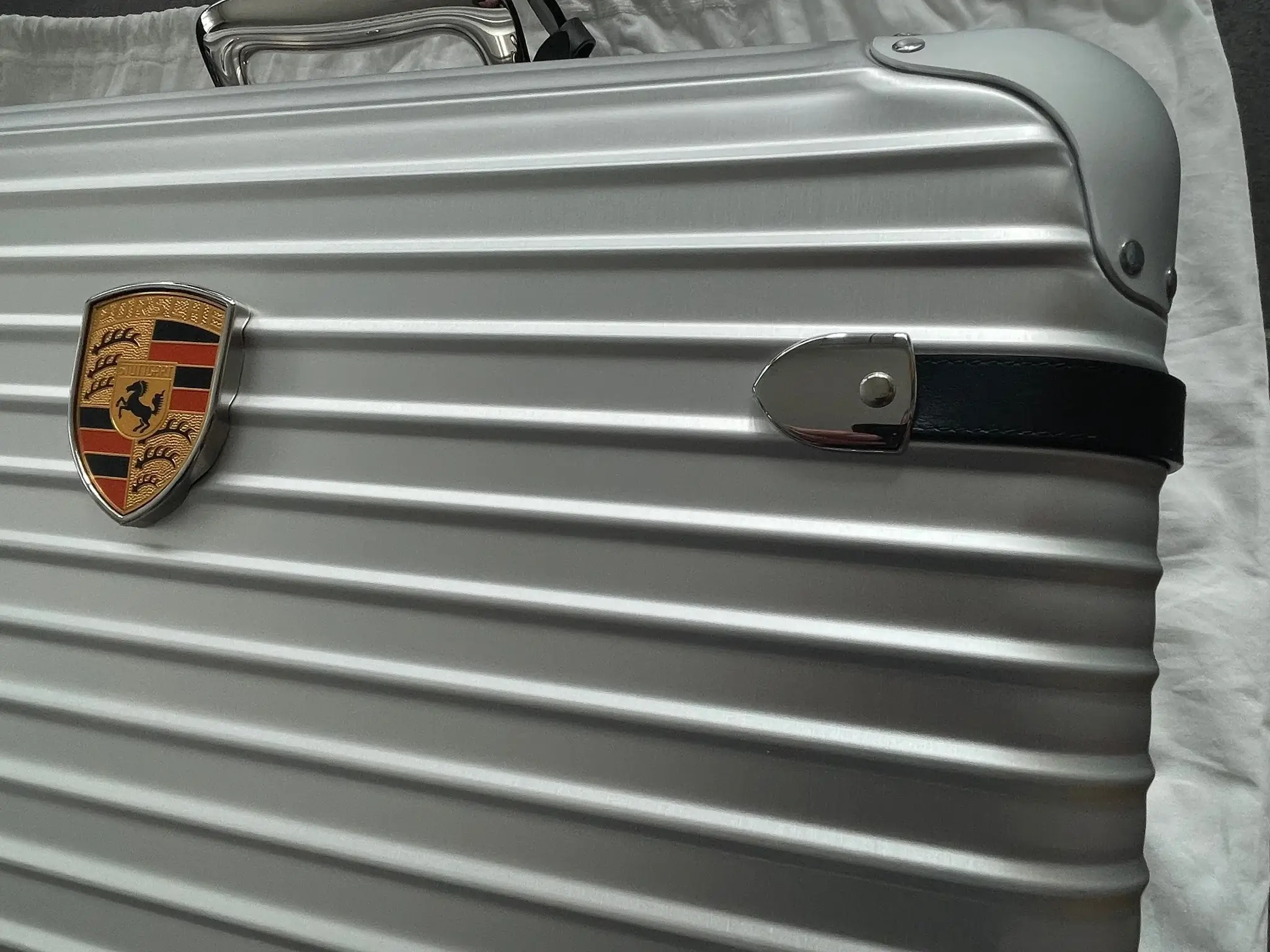 MP: Limited Edition Rimowa x Porsche Hand Carry Pepita Case #841