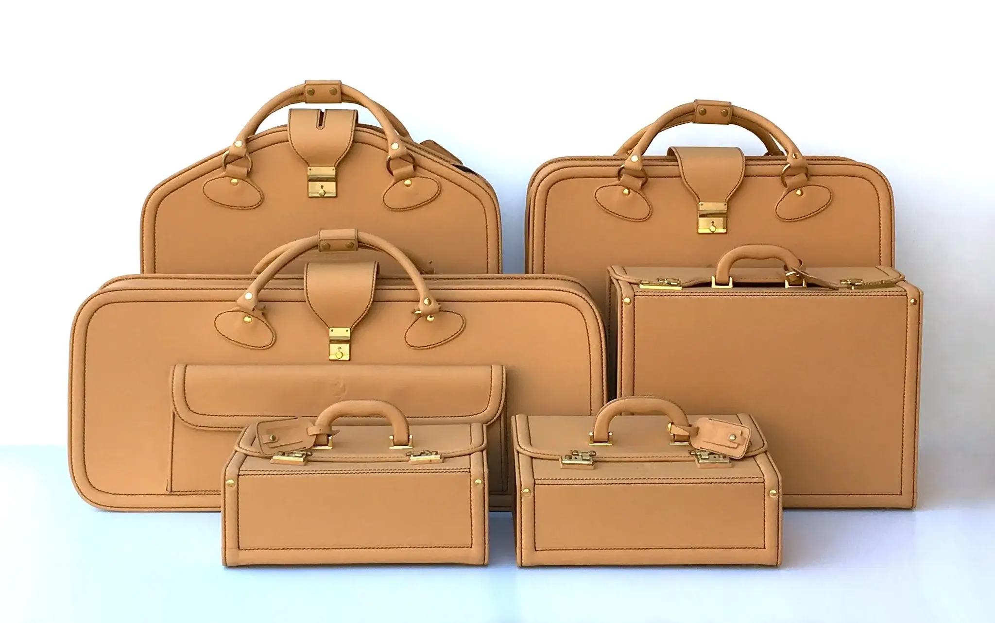 MP: Six-Piece Ferrari Testarossa Luggage Set by Schedoni | PCARMARKET