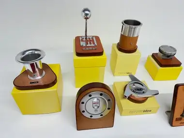 激レア！フェラーリ ビンテージ インテリアパネル MP: Collection of Ferrari Decorative Accessories | PCARMARKET