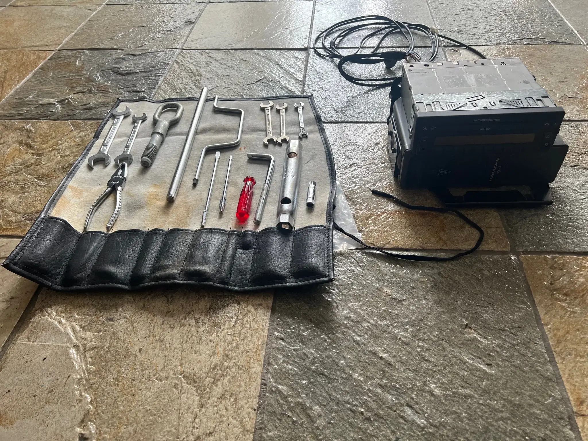 MP: Porsche 993 Factory Tool Kit and Radio | PCARMARKET