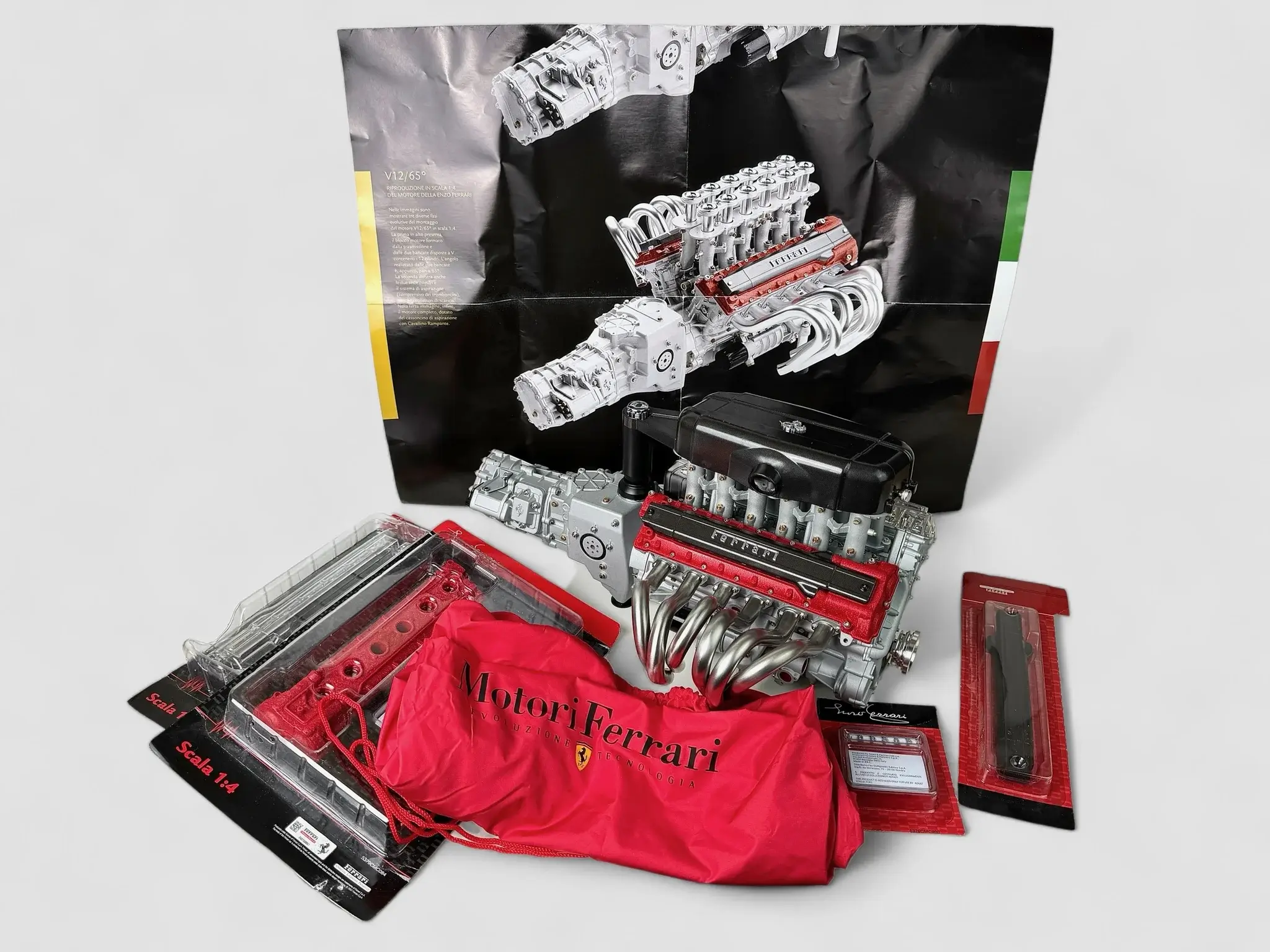 MP: 1:4 Scale Ferrari Enzo Engine Model | PCARMARKET