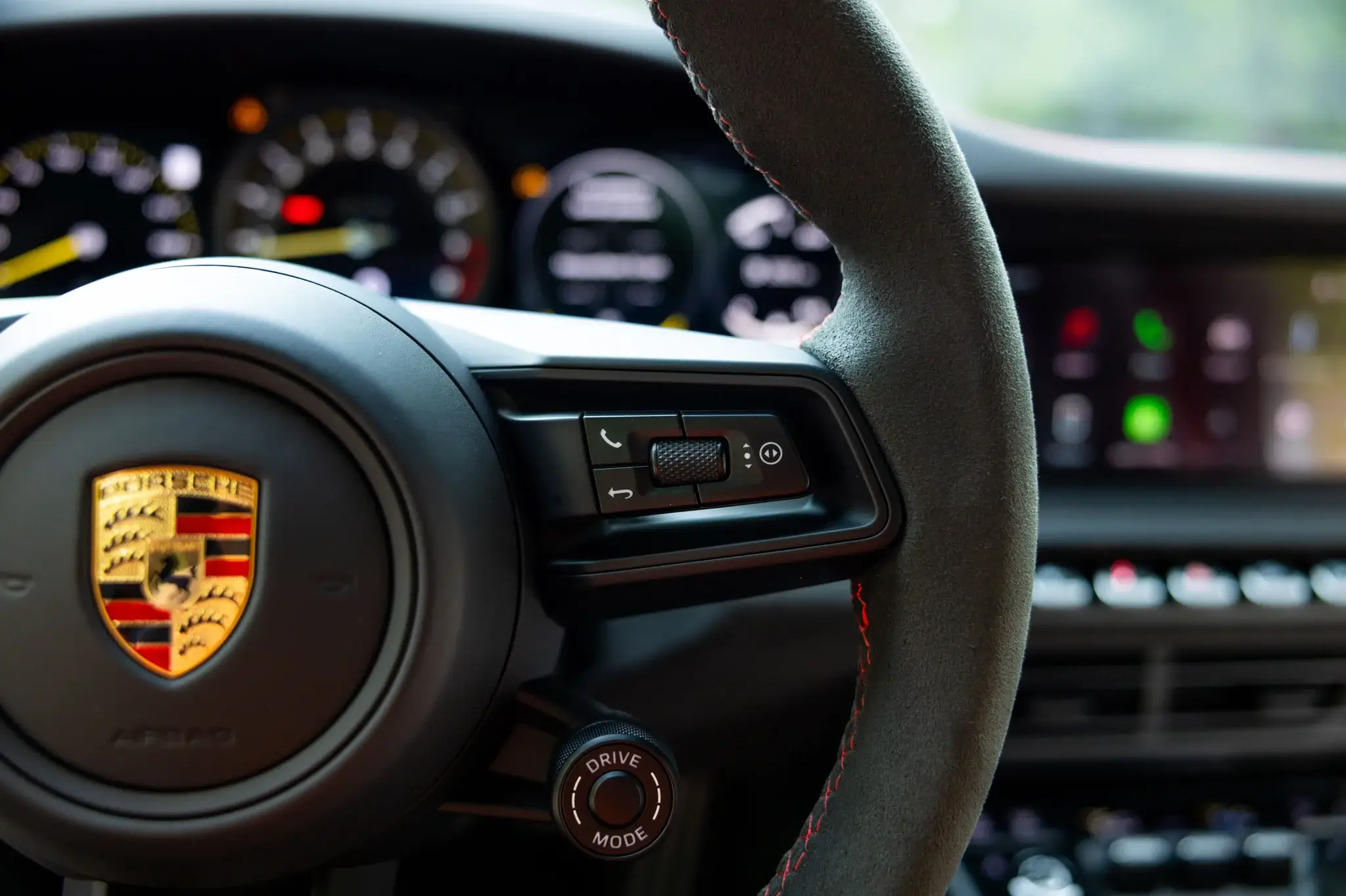 MP: 1k-Mile 2023 Porsche 992 GT3 6-Speed Manthey Performance Kit