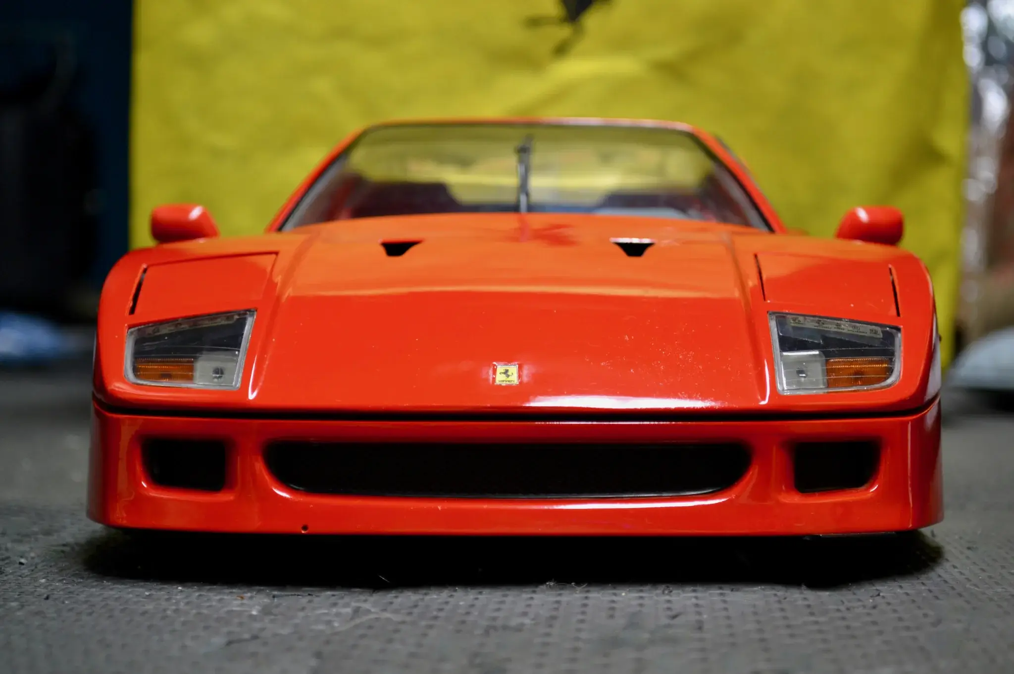MP: 1:8 Scale Ferrari F40 Model by Rivarossi | PCARMARKET