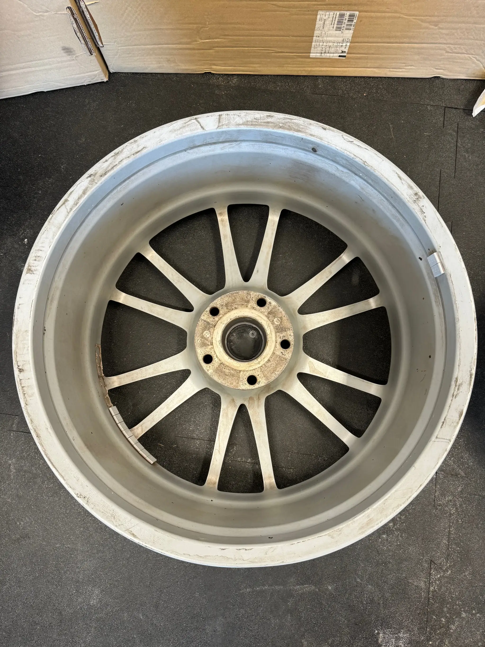 ③ OZ ウルトラレッジェーラ 18インチ 7.5J PCD100 5穴48 ☆OZ RACING 