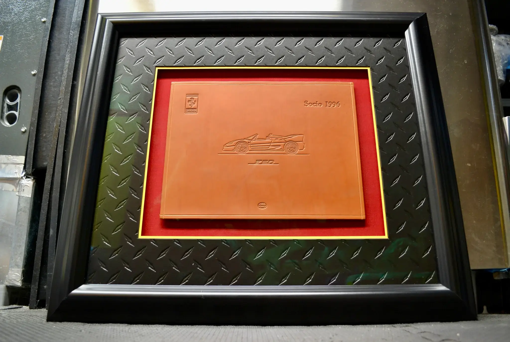 フェラーリ 50年記念 切手コレクション世界5000冊 証明書付 Ferrari MP: FERRARI F50 CLUB ITALIA PLAQUE BY SCHEDONI | PCARMARKET
