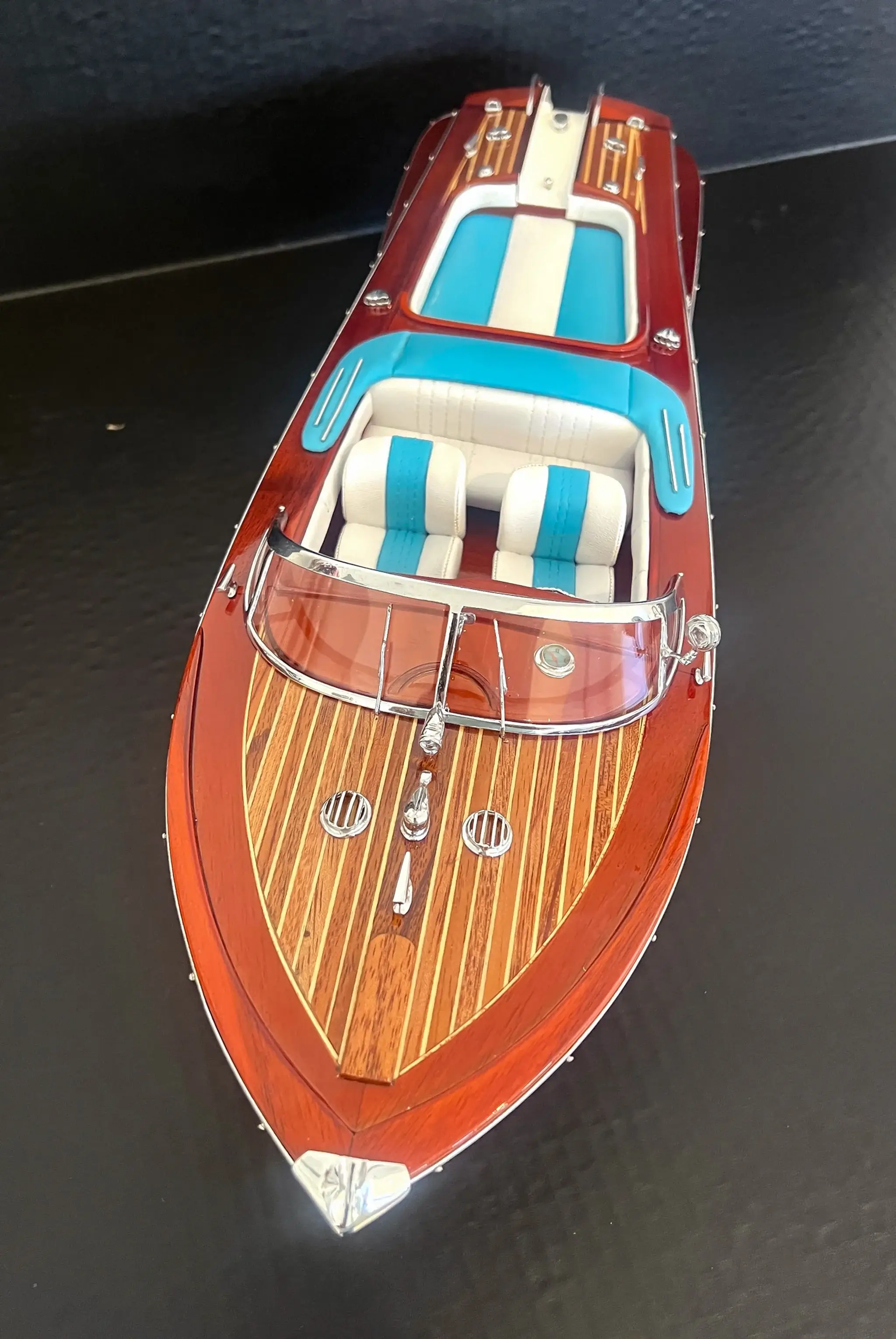 No Reserve Lamborghini Riva Aquarama Model Boat | PCARMARKET