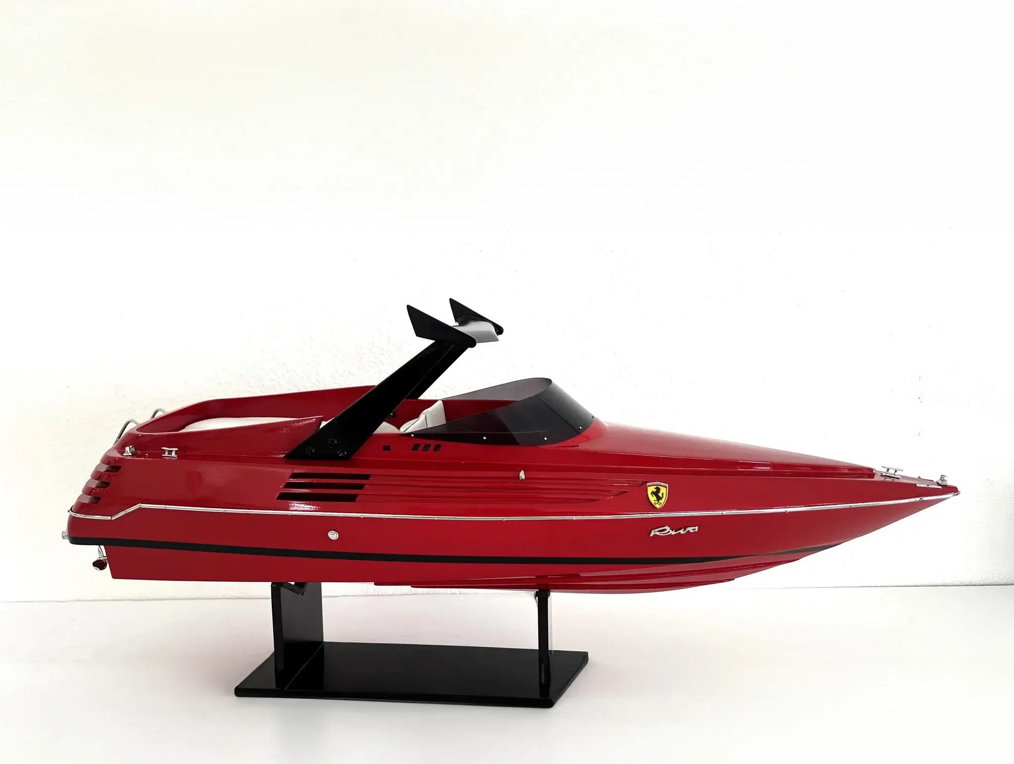 MP: RIVA AQUARAMA STYLE MODEL BOAT | PCARMARKET