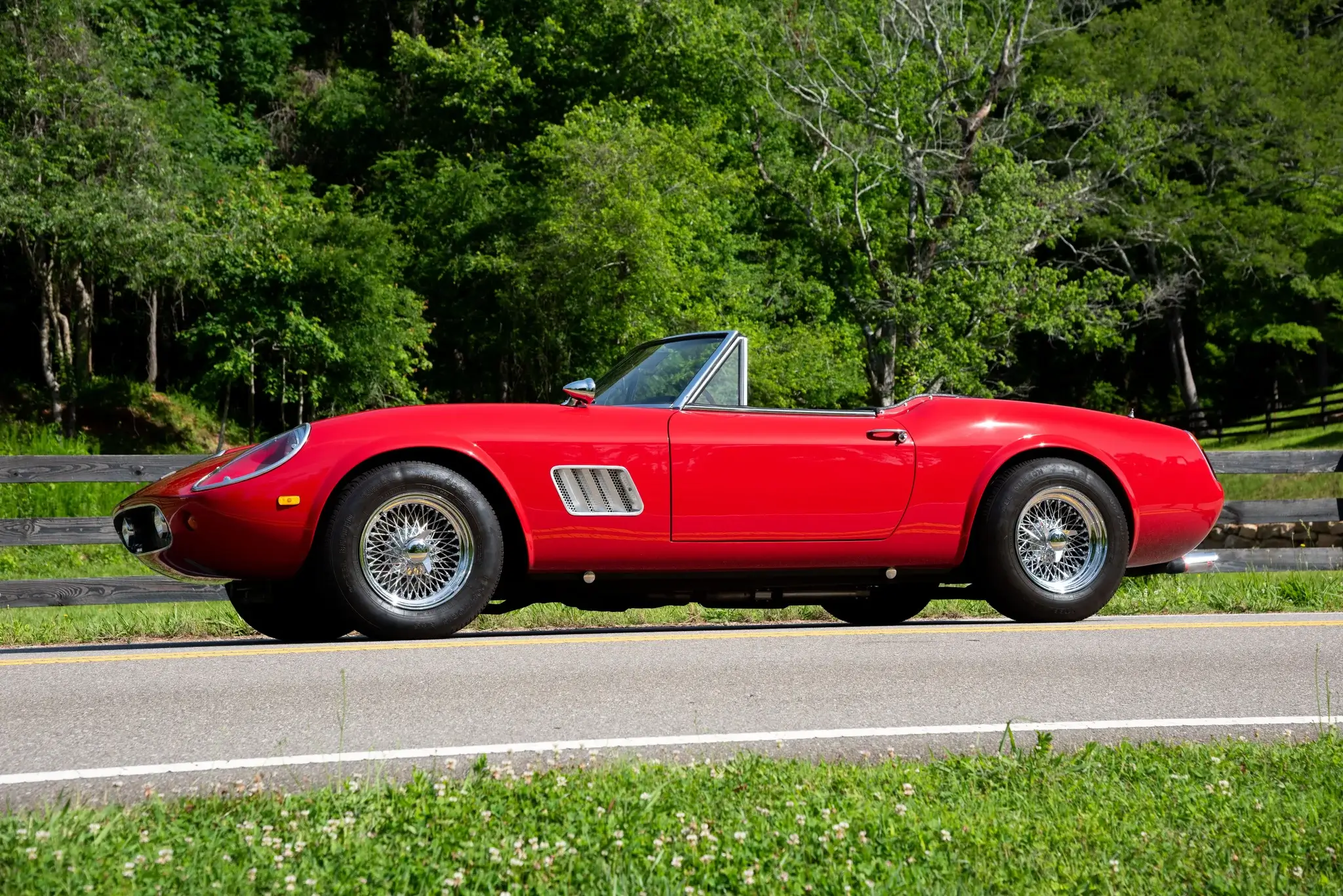 Ferrari 250 GT California Spyder Replica by Modena | PCARMARKET