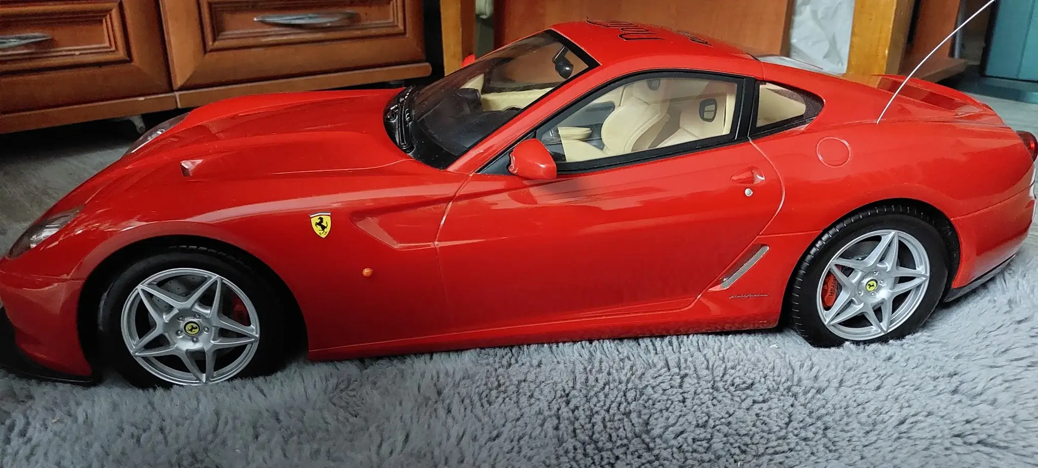No Reserve Remote Control 2011 Ferrari 599 GTB Fiorano No.8307