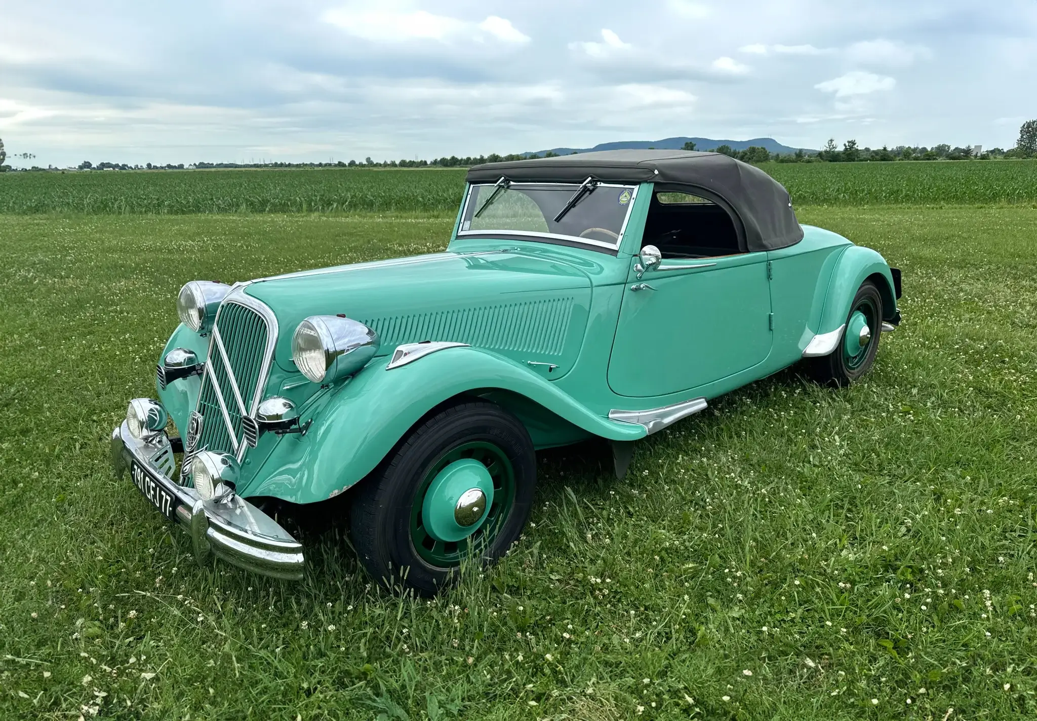 1951 Citroën Traction Avant 15 Six Bonhoure Cabriolet | PCARMARKET